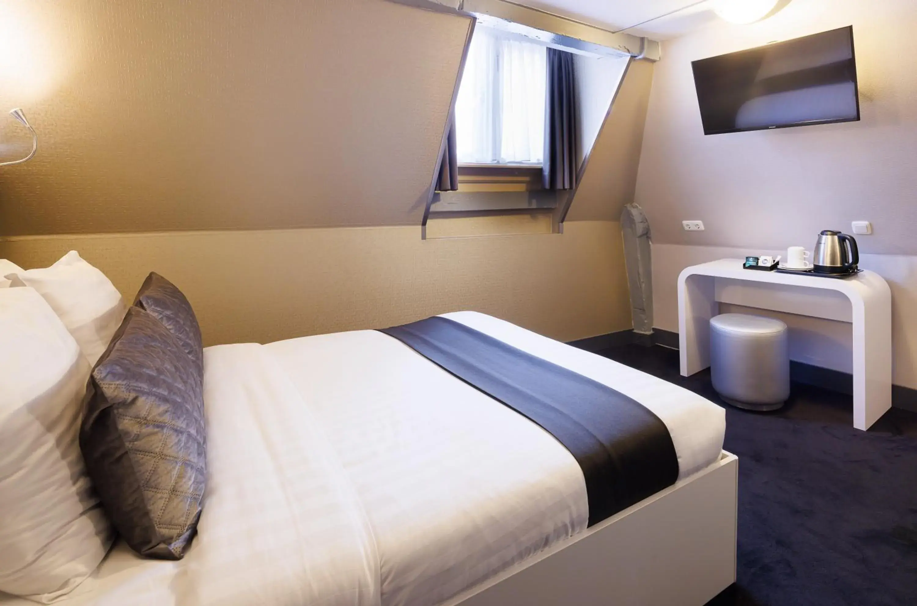 Standard Double Room in Hotel CC Standard Double Room in Hotel CC