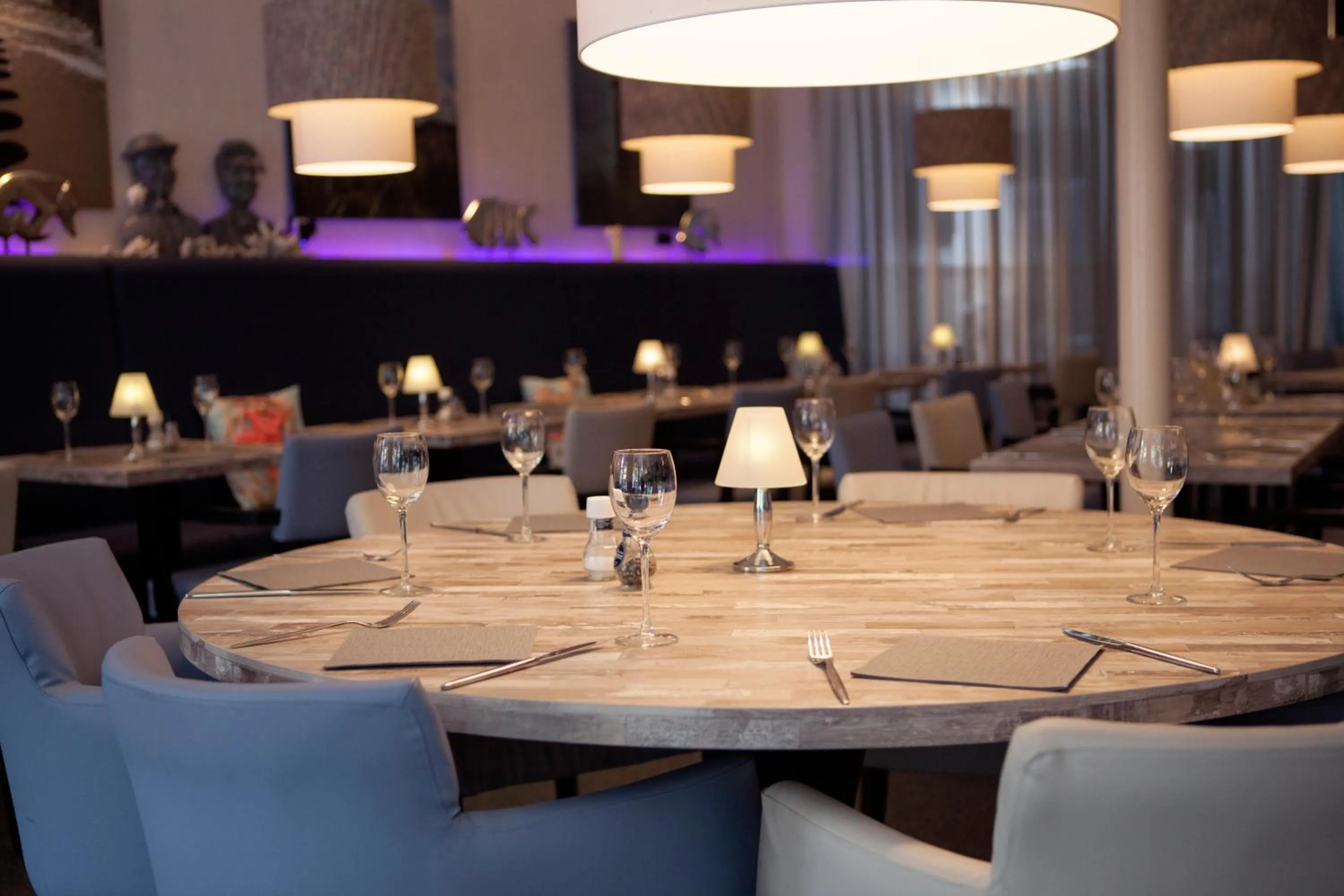 Restaurant/places to eat in Hotel de Burg