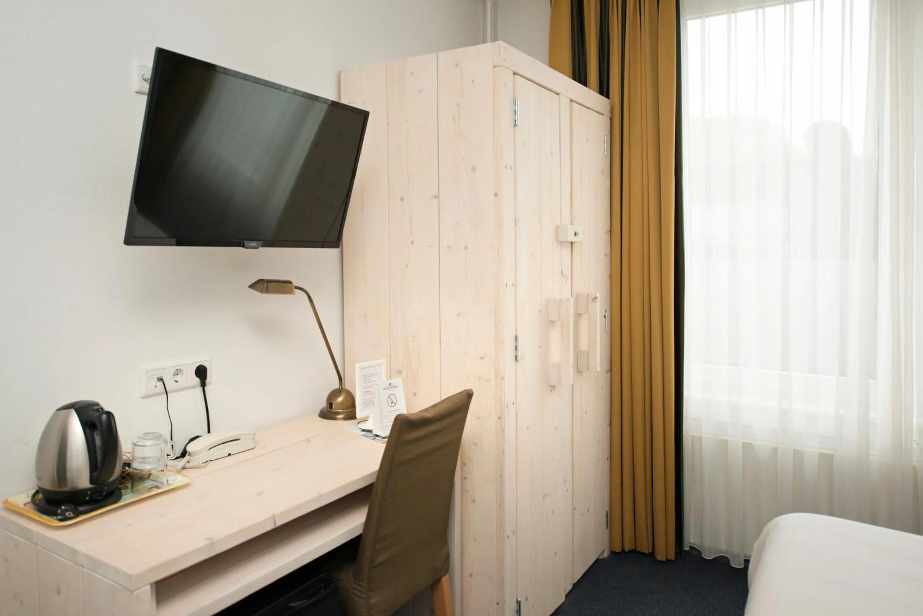 Bedroom in Hotel de Burg