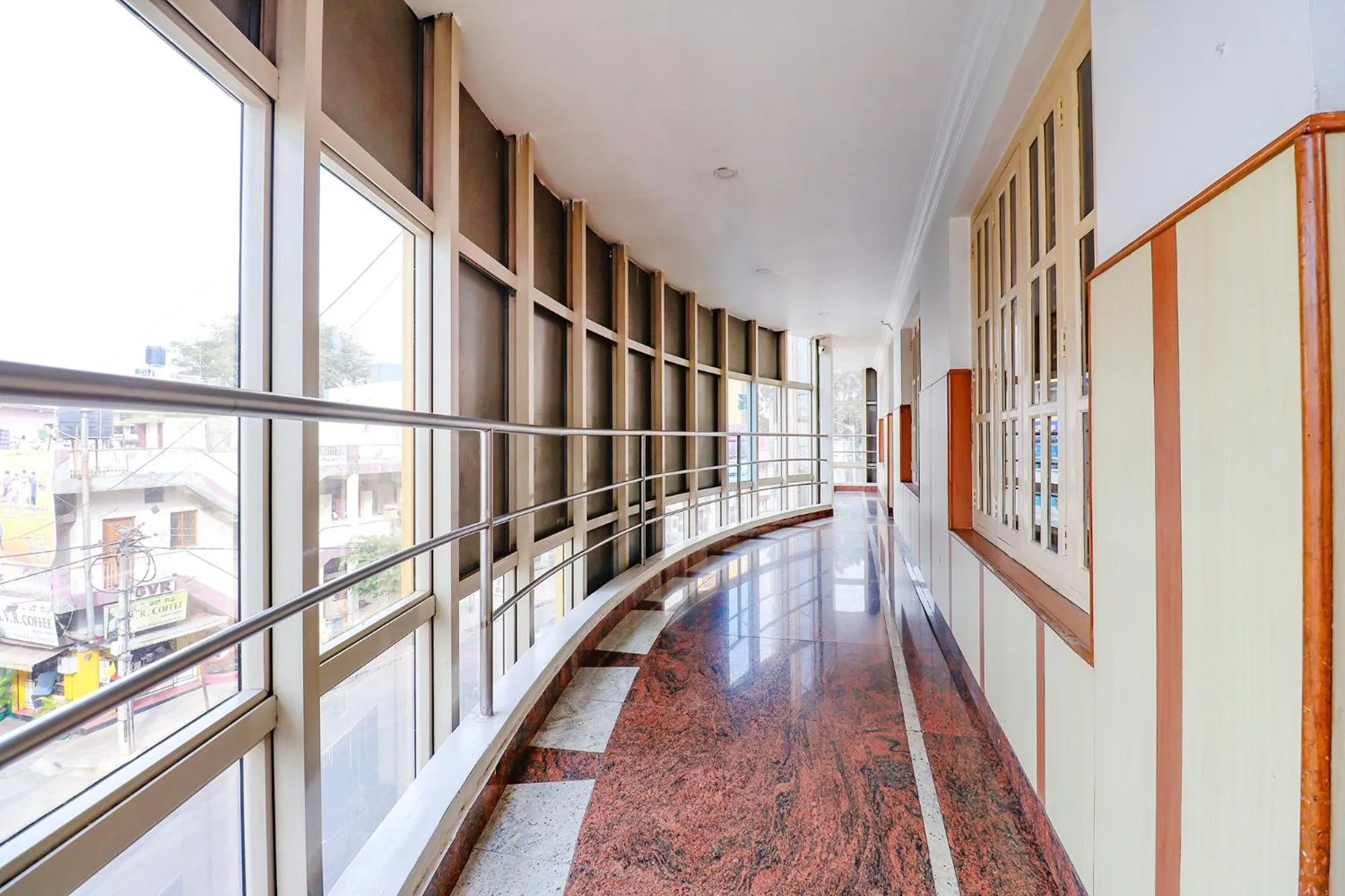 Lobby or reception in FabHotel Shivaals Residency - Rajajinagar