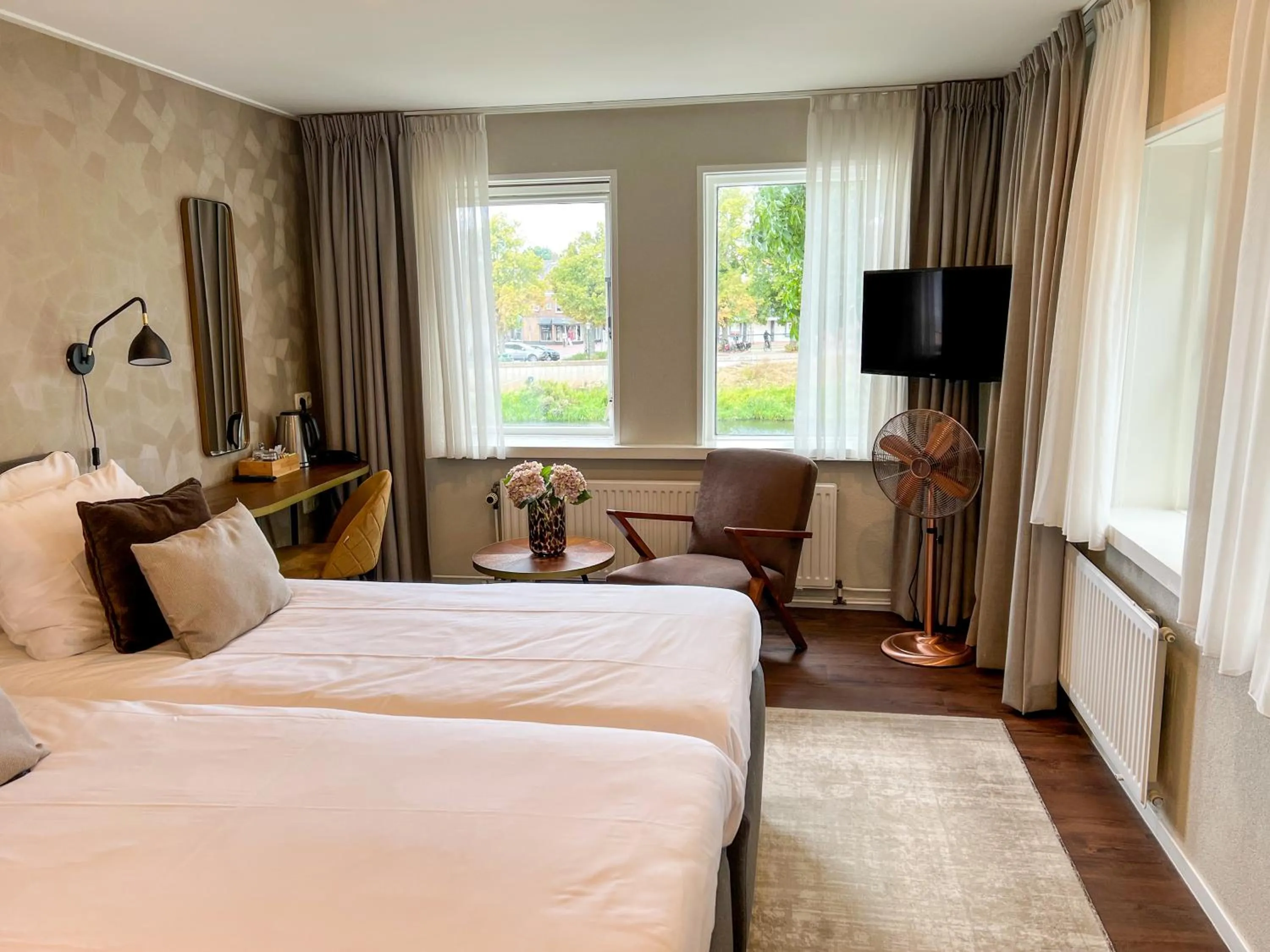 Bed in De Zon Hotel & Restaurant by Flow