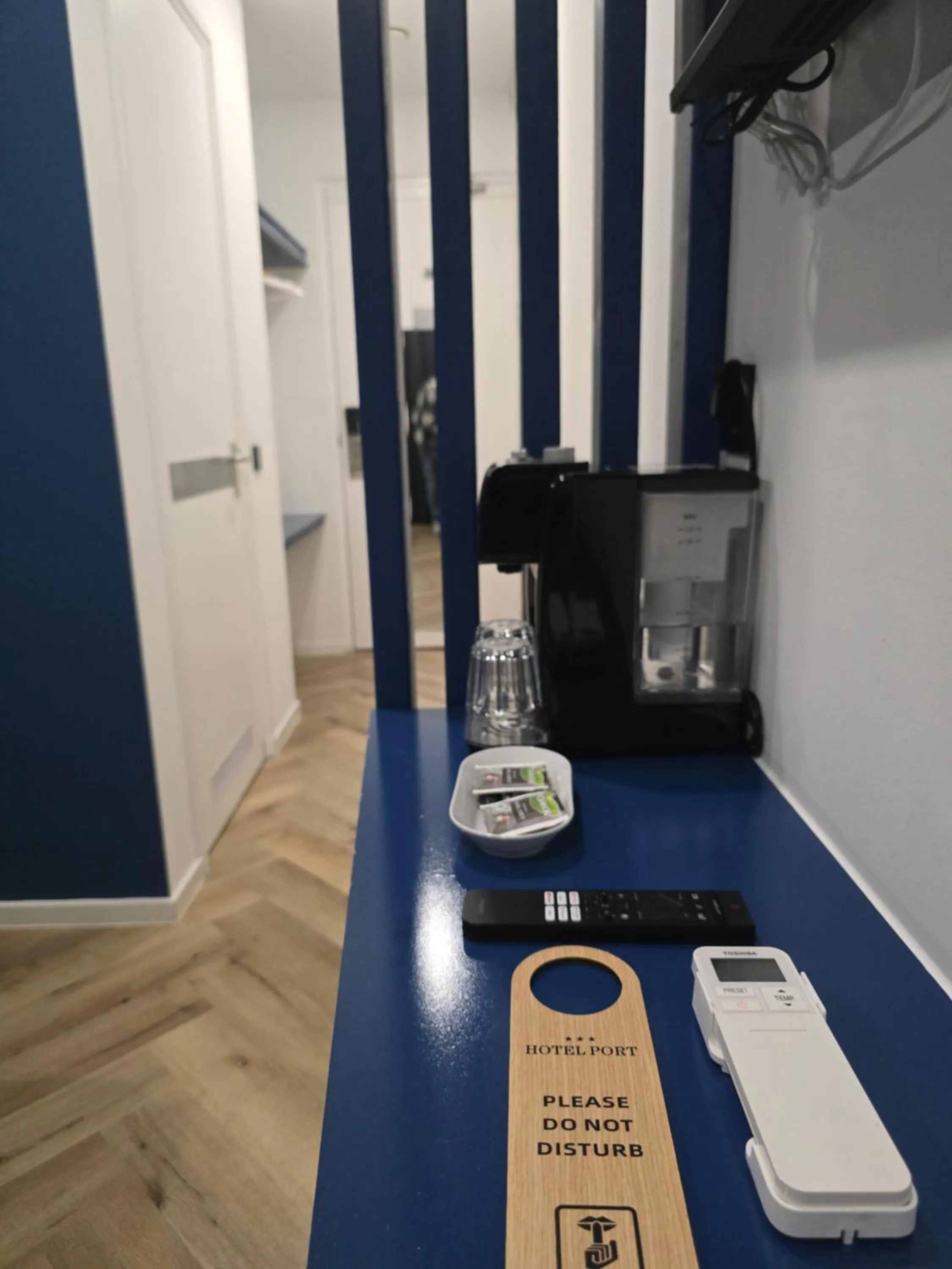 Seating area in Hotel Port