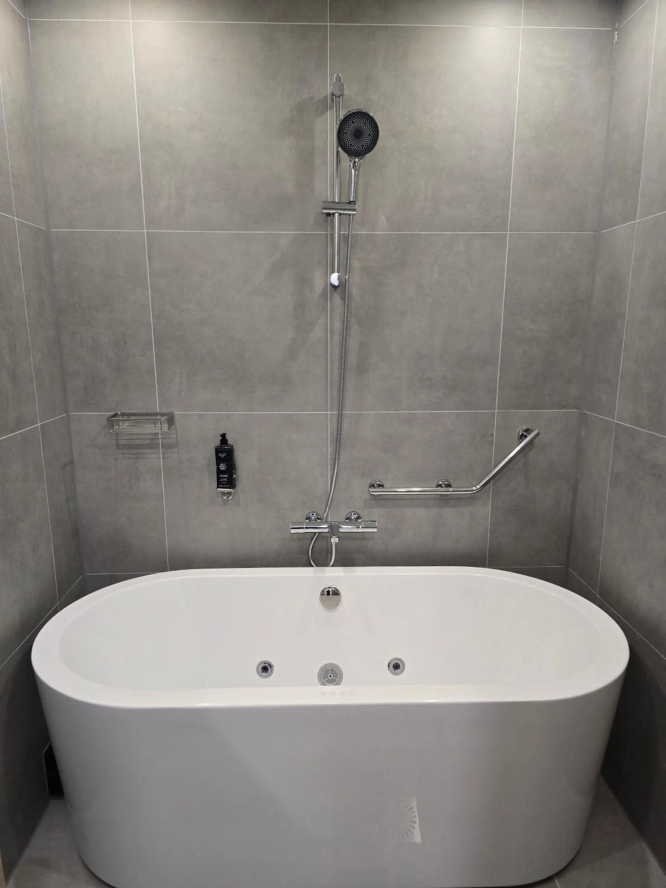 Bathroom in Hotel Port