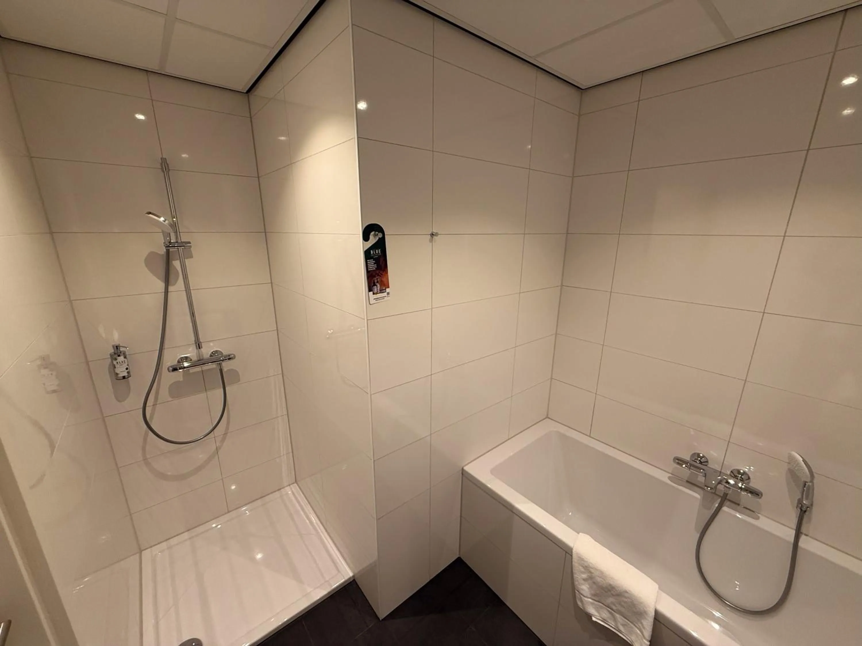 Shower in Fletcher Hotel-Restaurant Parkstad- Zuid Limburg