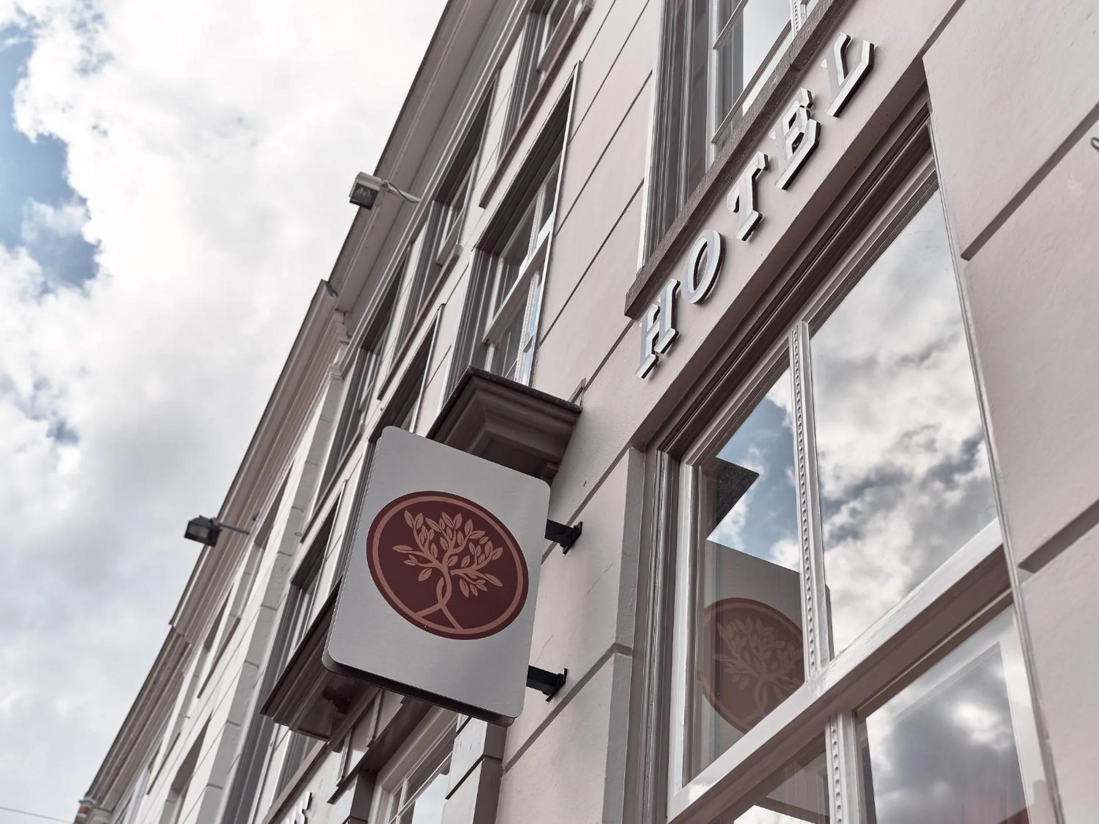 Property building in Good Seasons Hotel Den Bosch