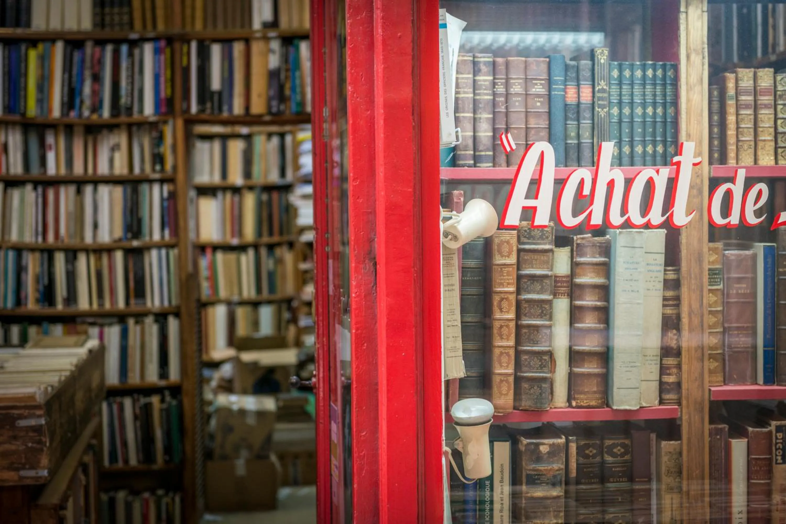 Library in Hôtel Adèle & Jules