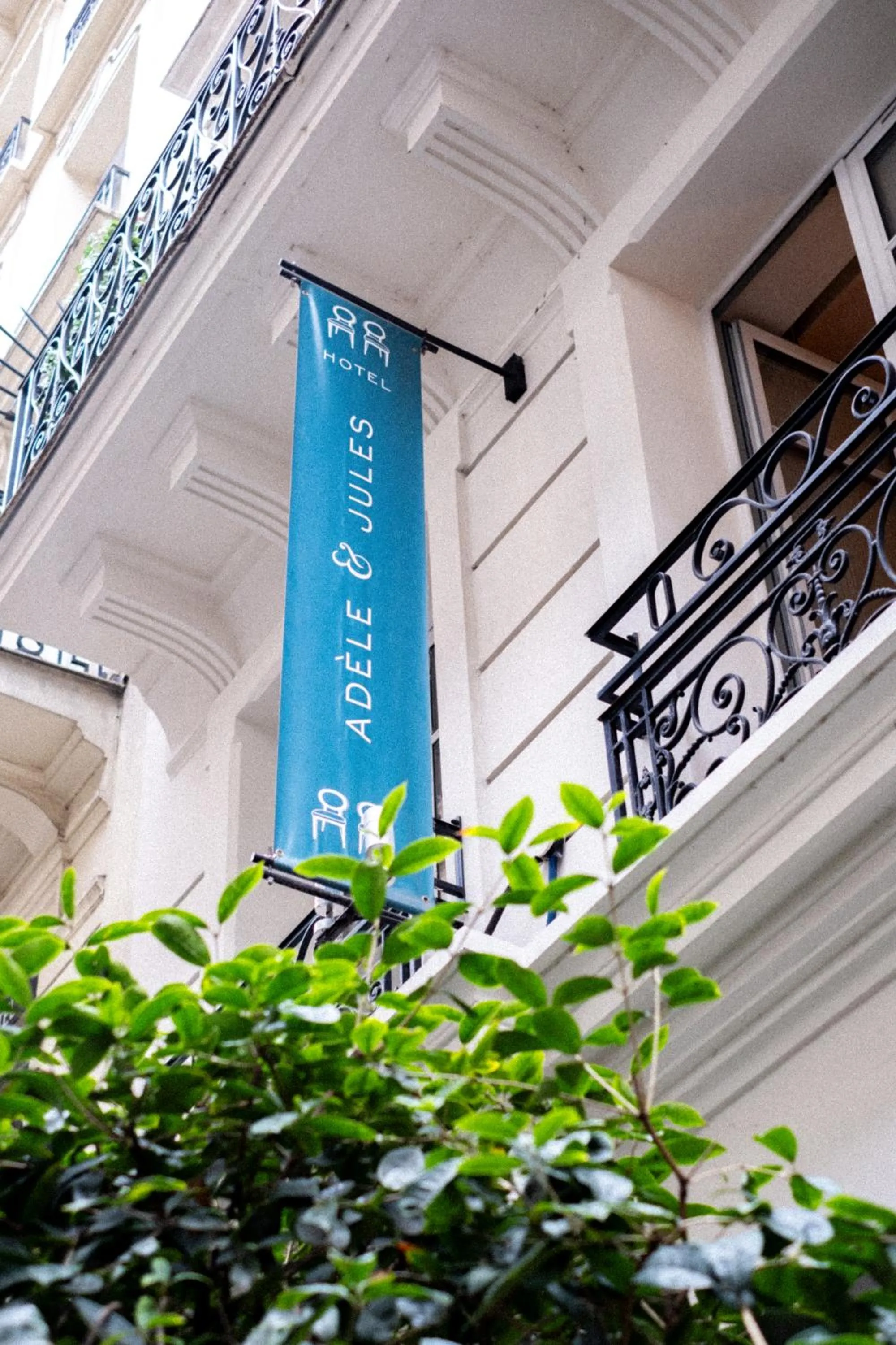 Property building in Hôtel Adèle & Jules