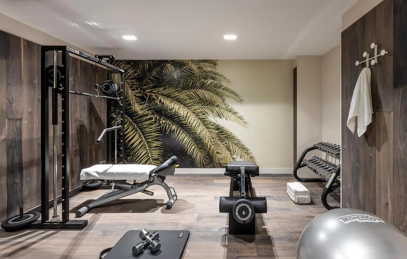 Fitness centre/facilities in Hôtel Adèle & Jules