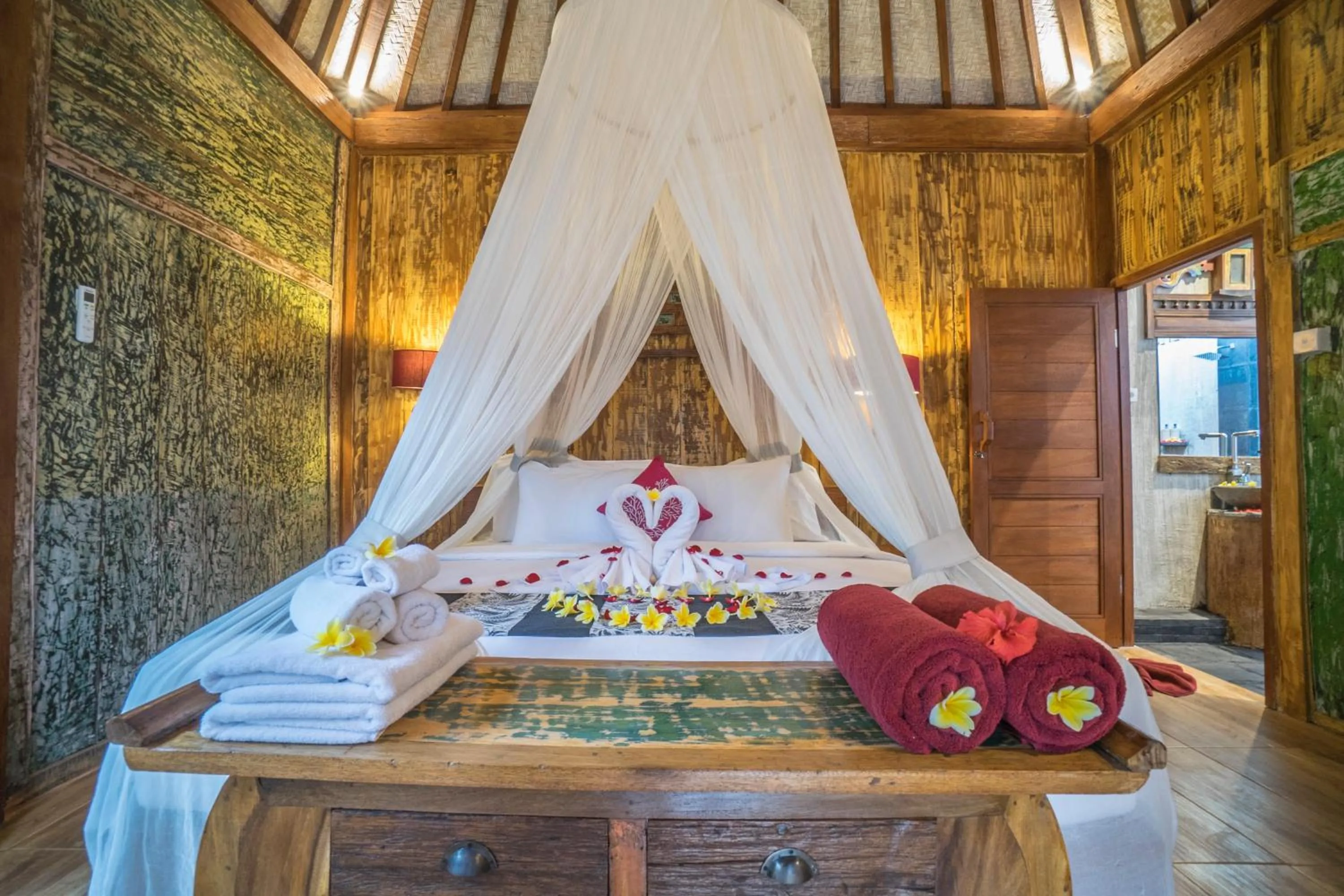Bed in The Forest Villa Ubud