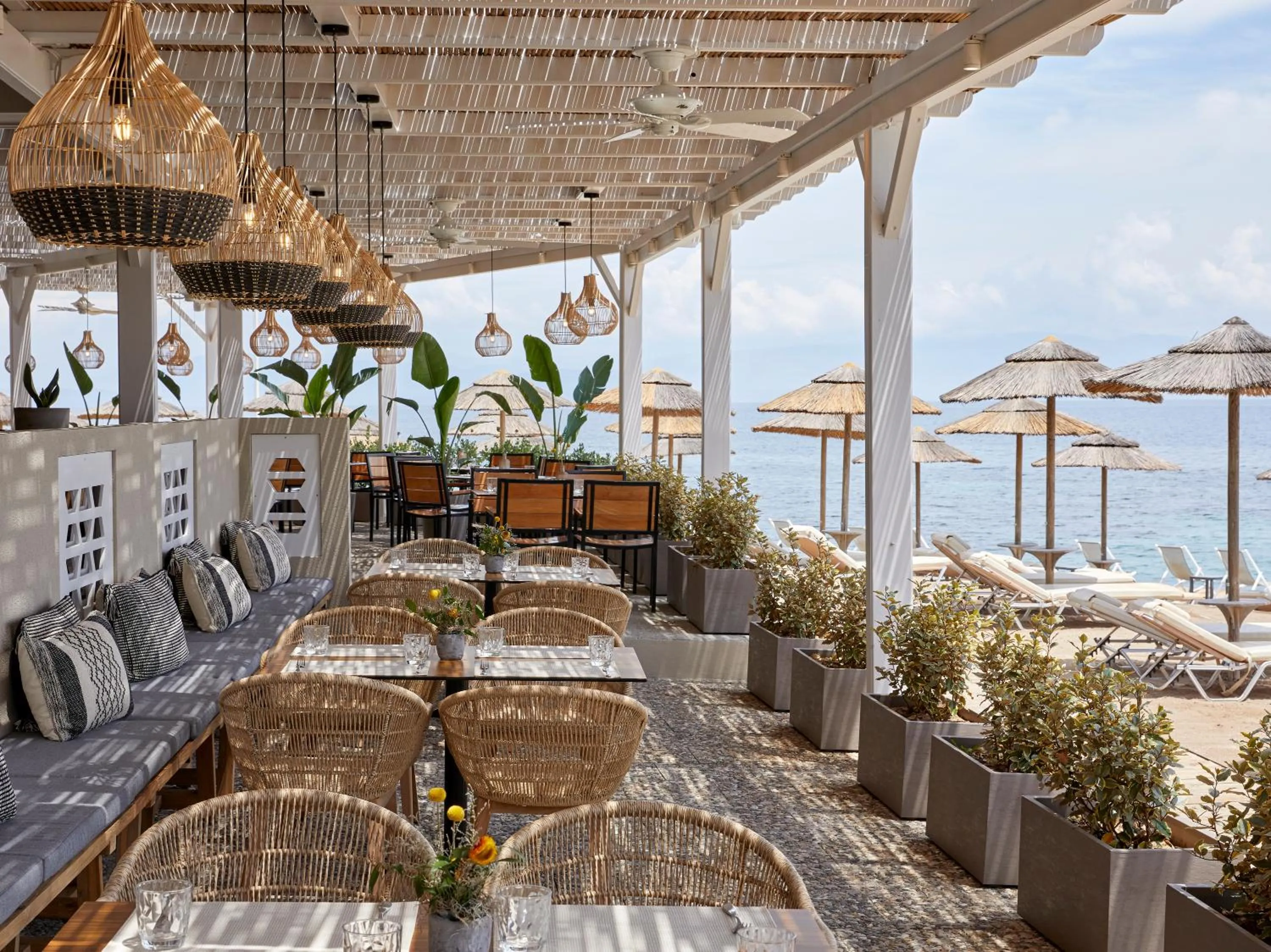 Restaurant/places to eat in MarBella, Mar-Bella Collection
