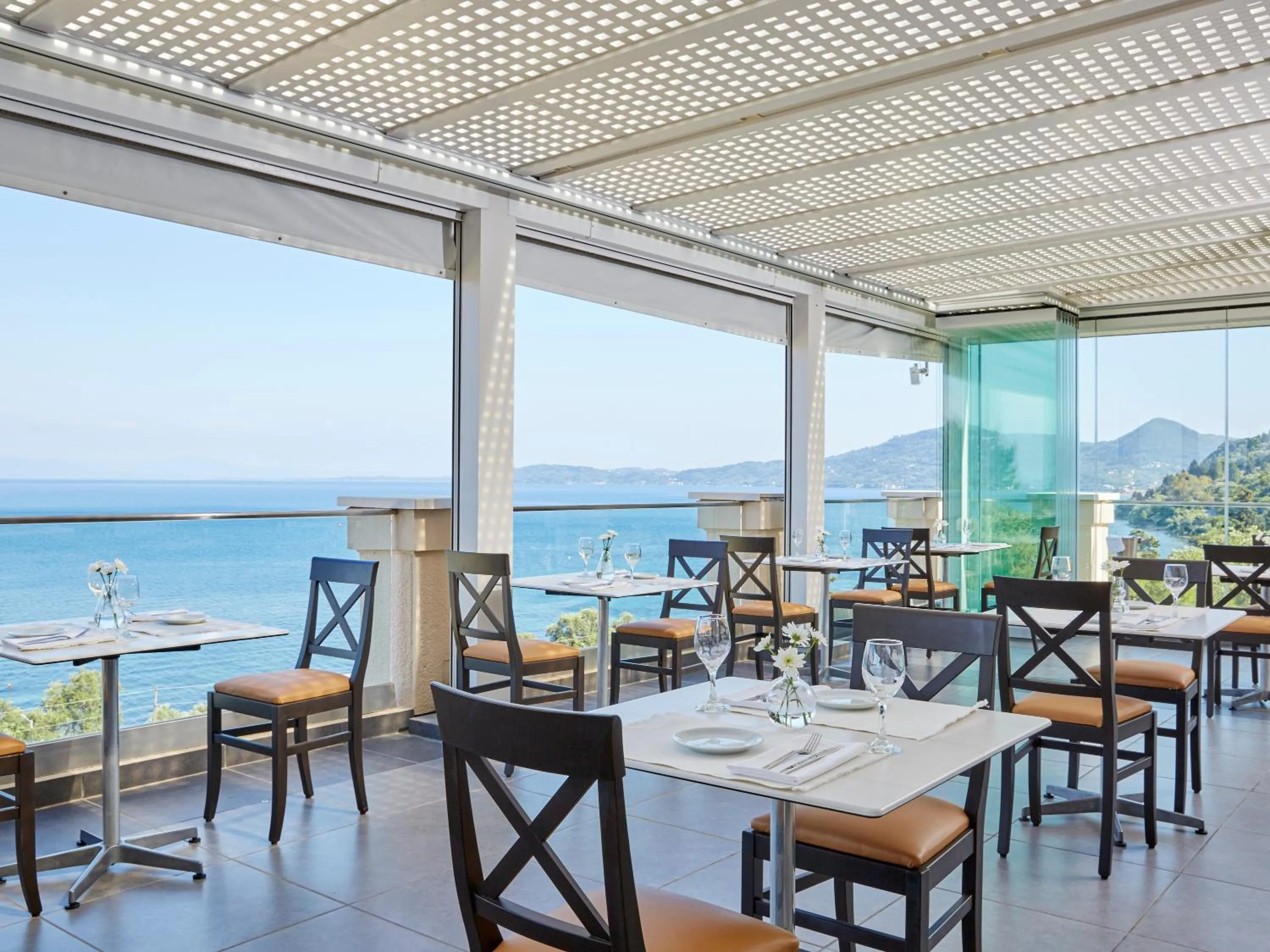 Restaurant/places to eat in MarBella, Mar-Bella Collection