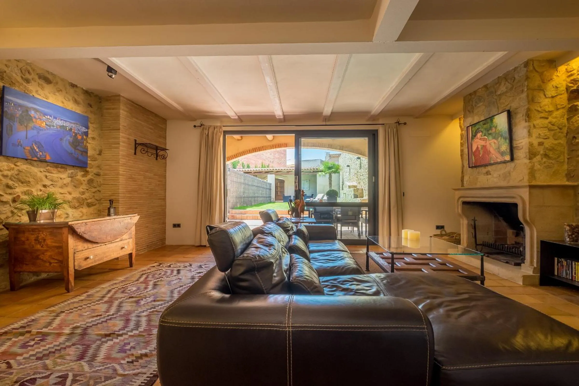 TV and multimedia in Can Caranta