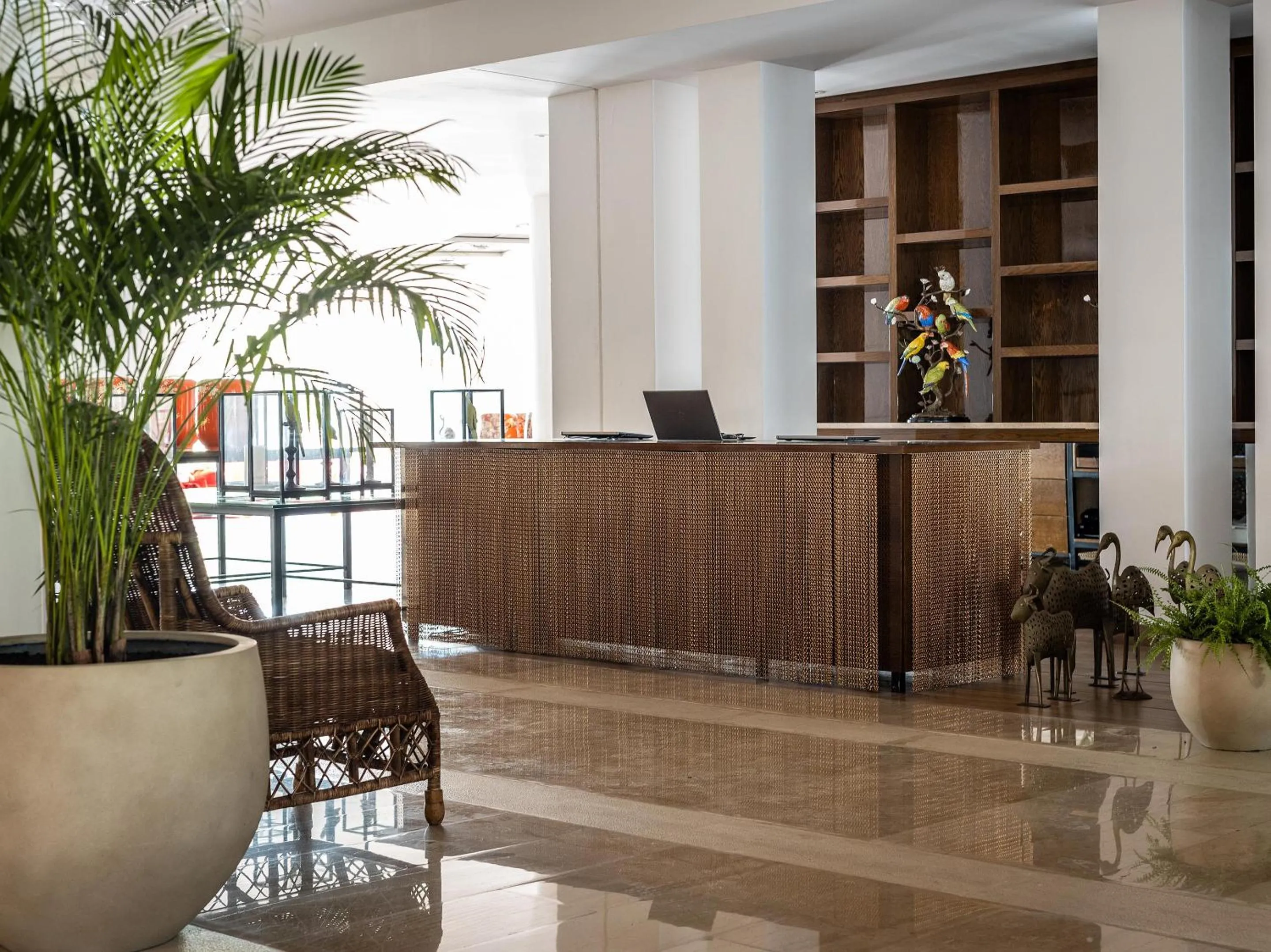 Lobby or reception in Grecotel Lux Me Dama Dama