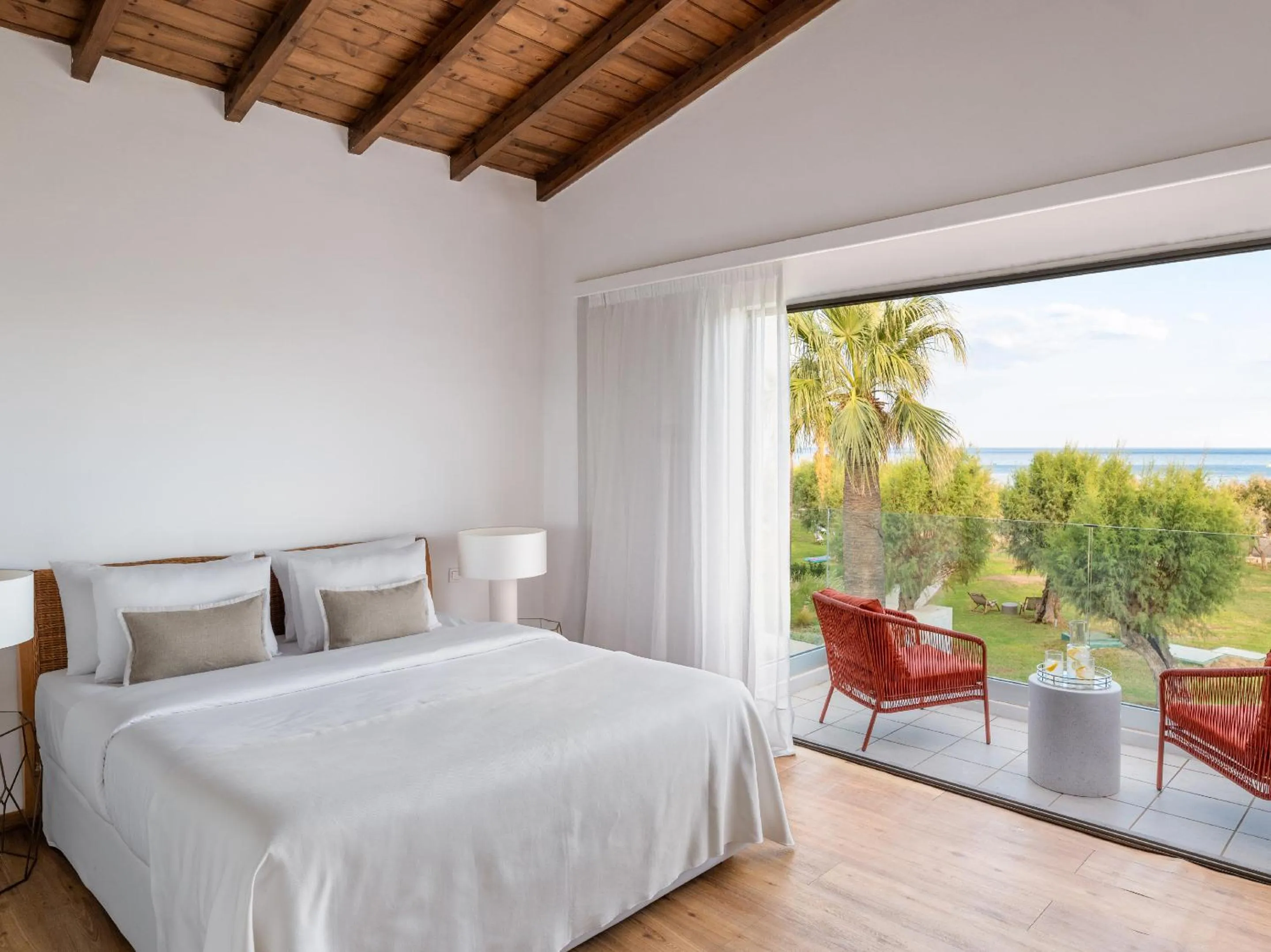 Bed in Grecotel Lux Me Dama Dama