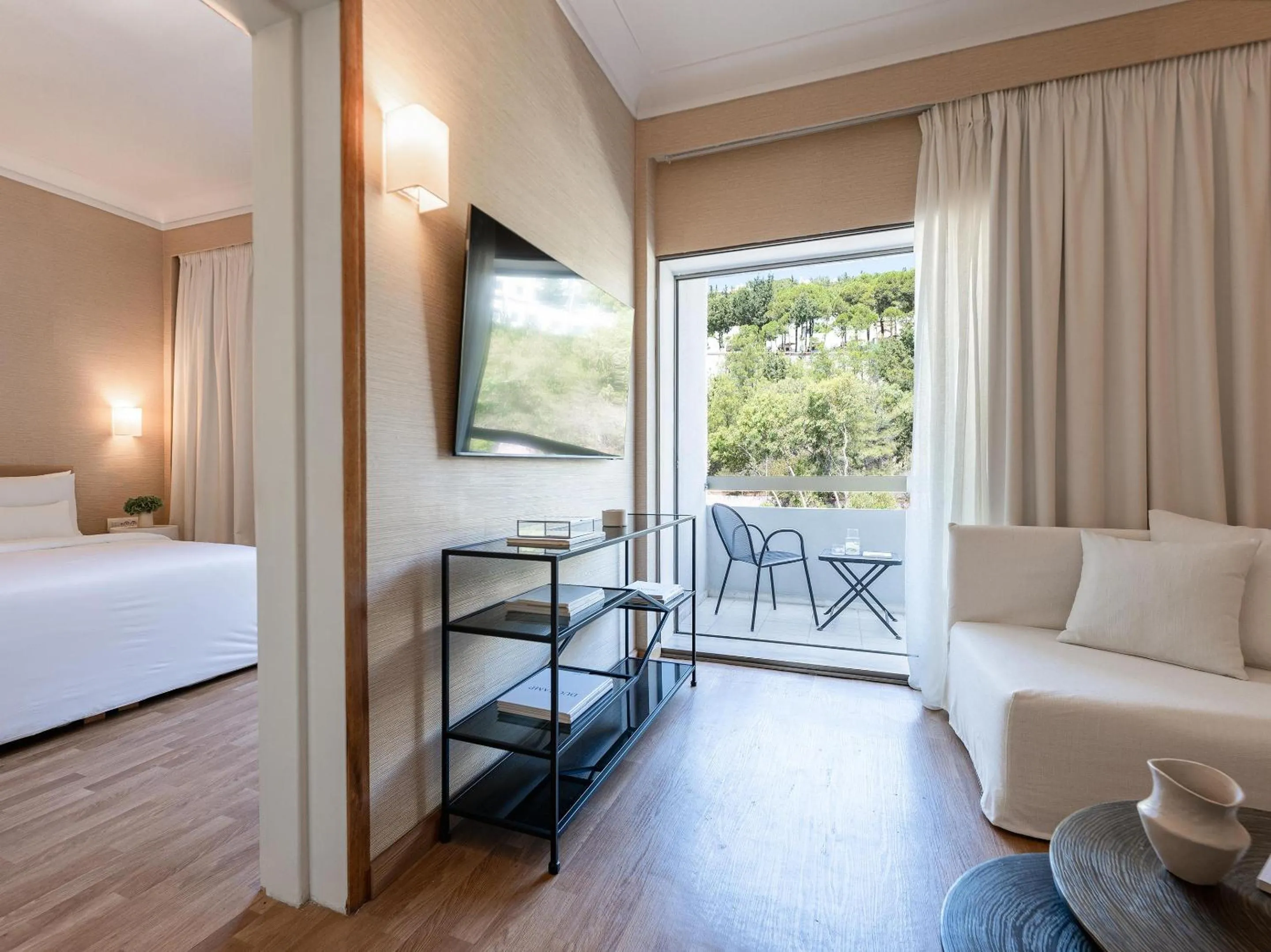 Photo of the whole room, Bed in Grecotel Lux Me Dama Dama