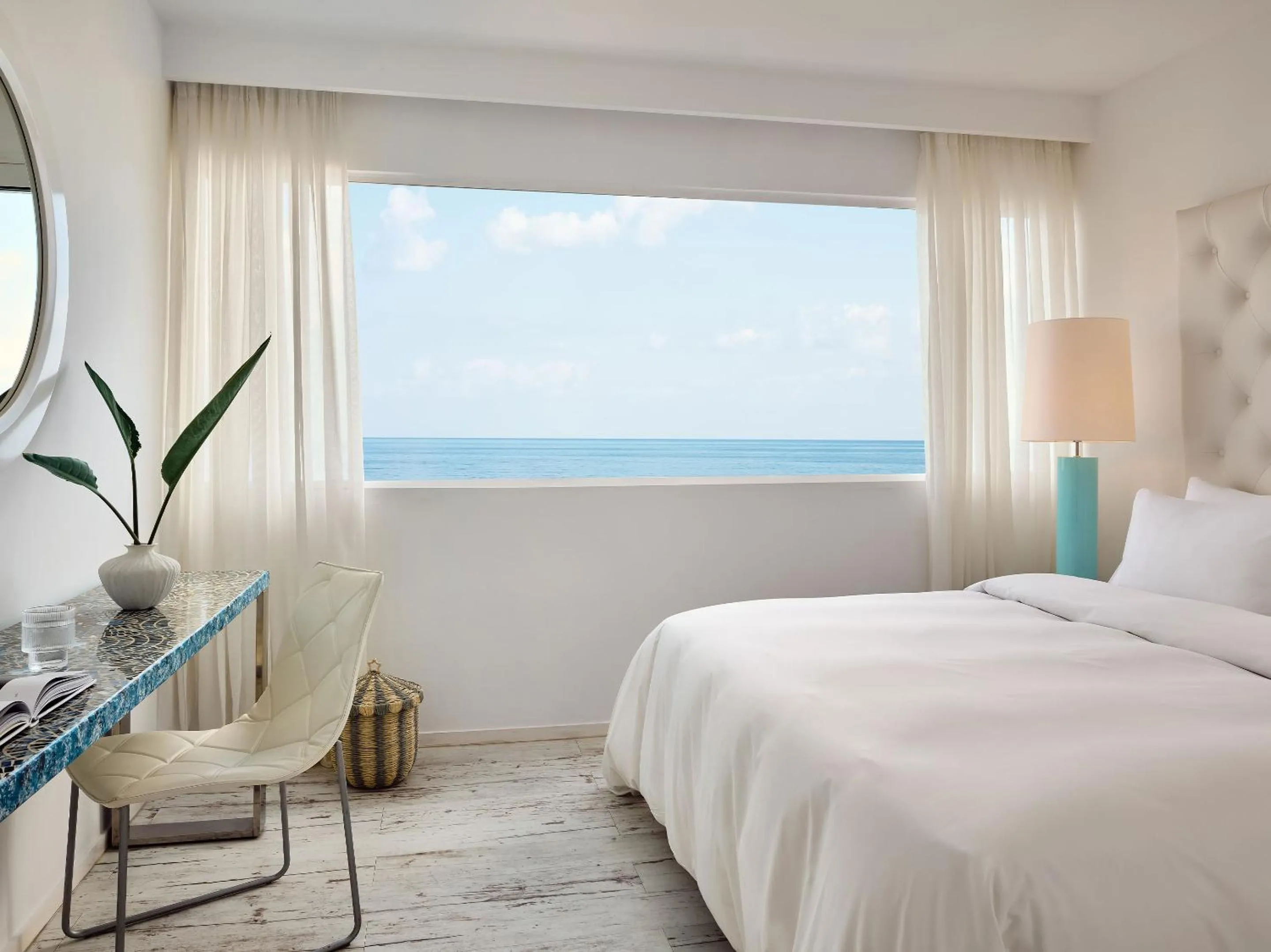 Bedroom, Bed in Grecotel LUXME White