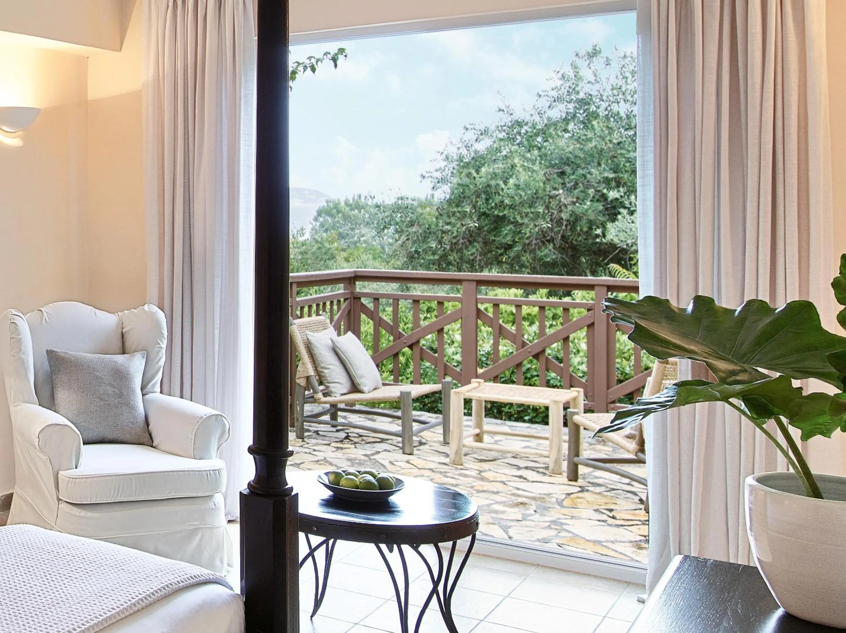 Balcony/Terrace in Grecotel LUXME Daphnila Bay