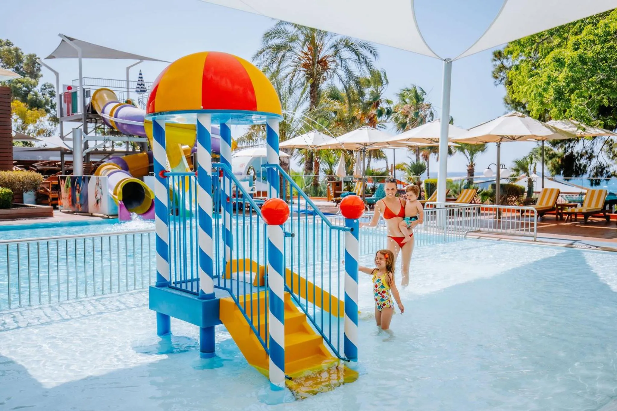Swimming pool in Amathus Beach Hotel Limassol