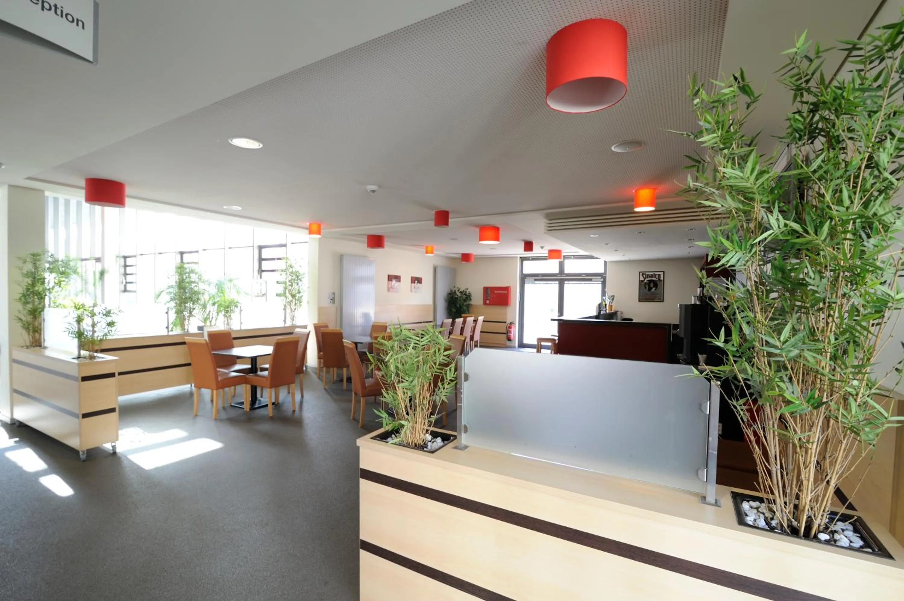 Lobby or reception in Sporthotel Borussia Düsseldorf