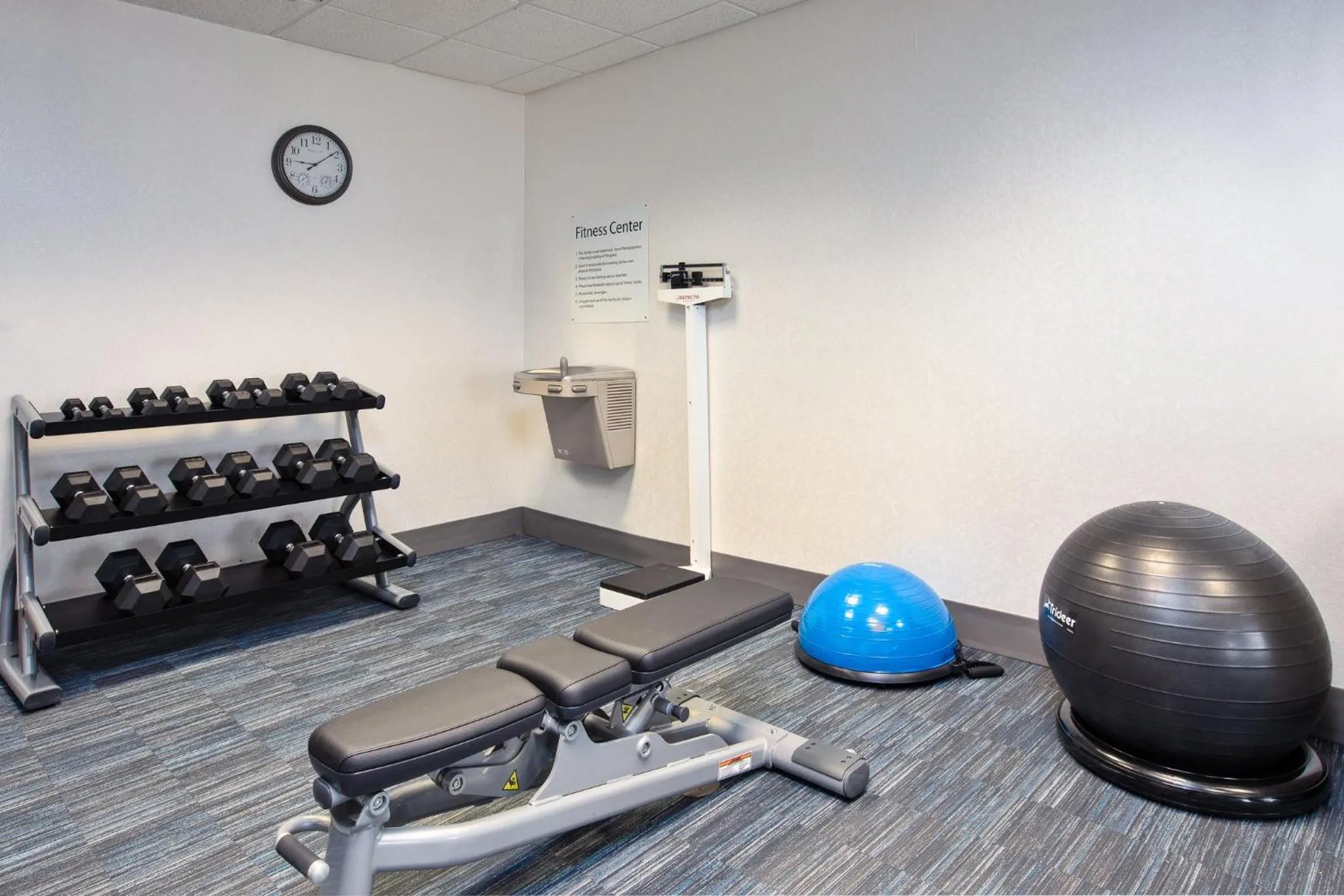 Fitness centre/facilities in Holiday Inn Express & Suites Buffalo by IHG