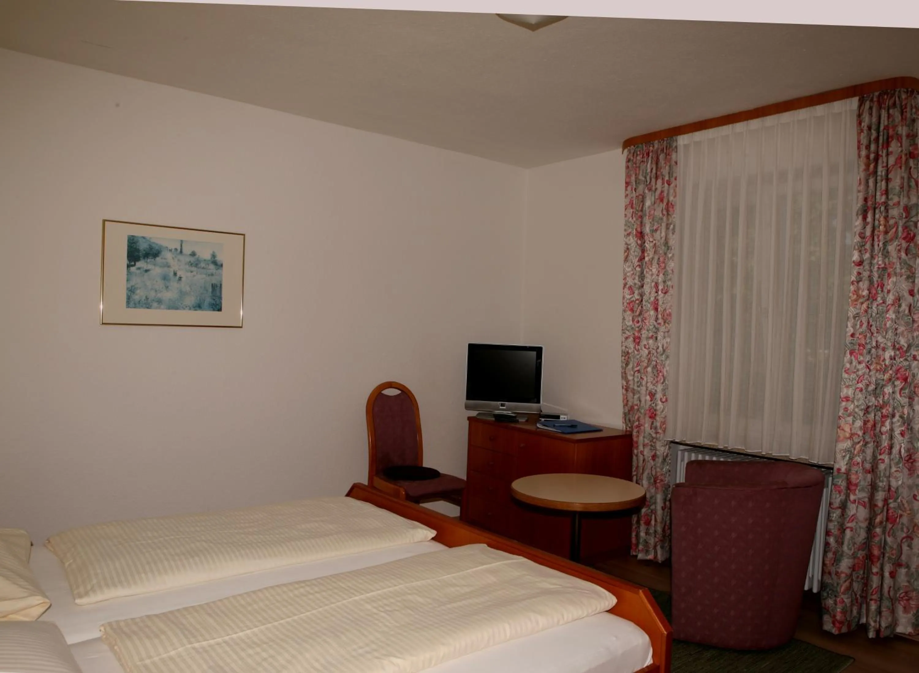 TV/Entertainment Center in Hotel Alpenrose