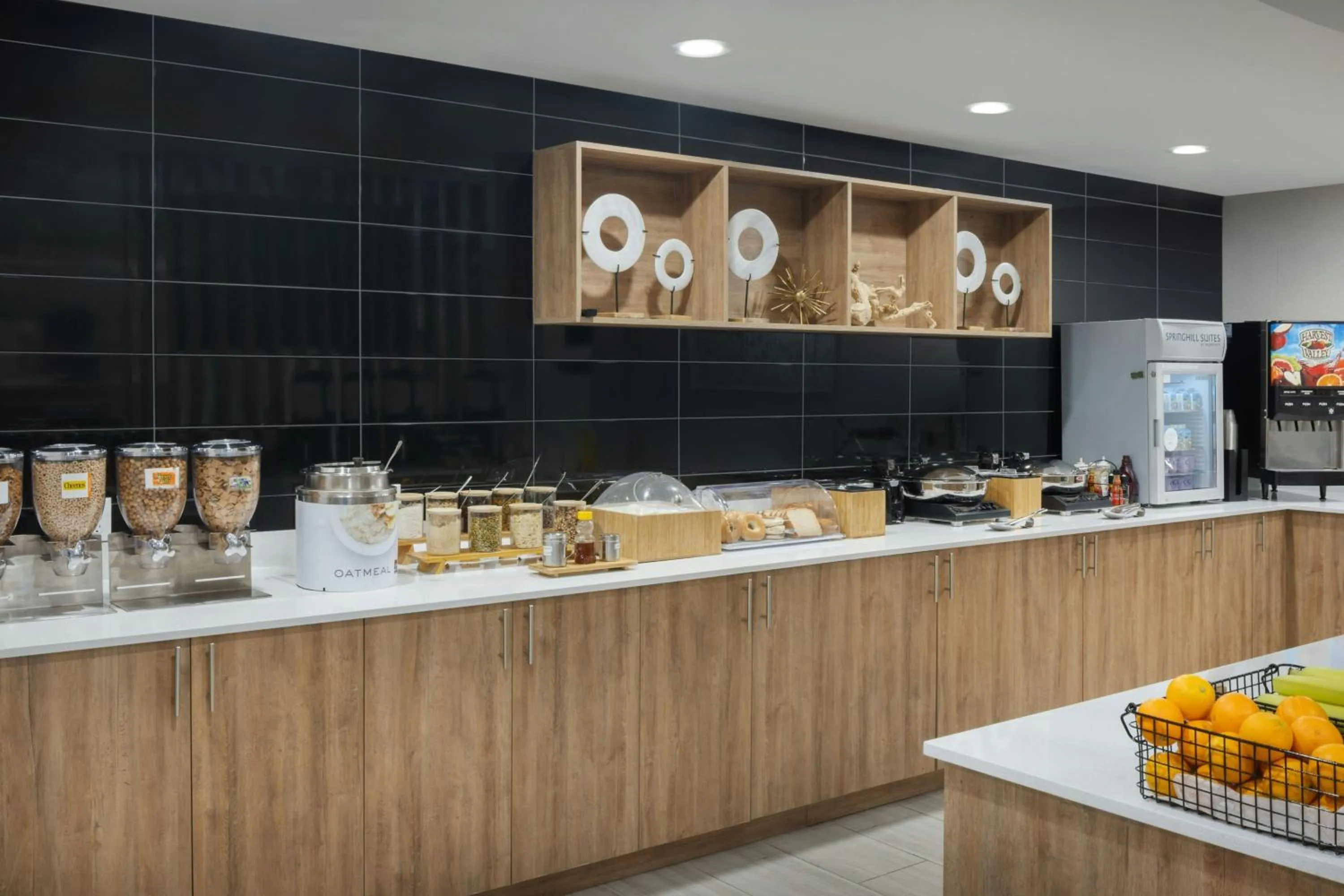 Breakfast in SpringHill Suites Midland