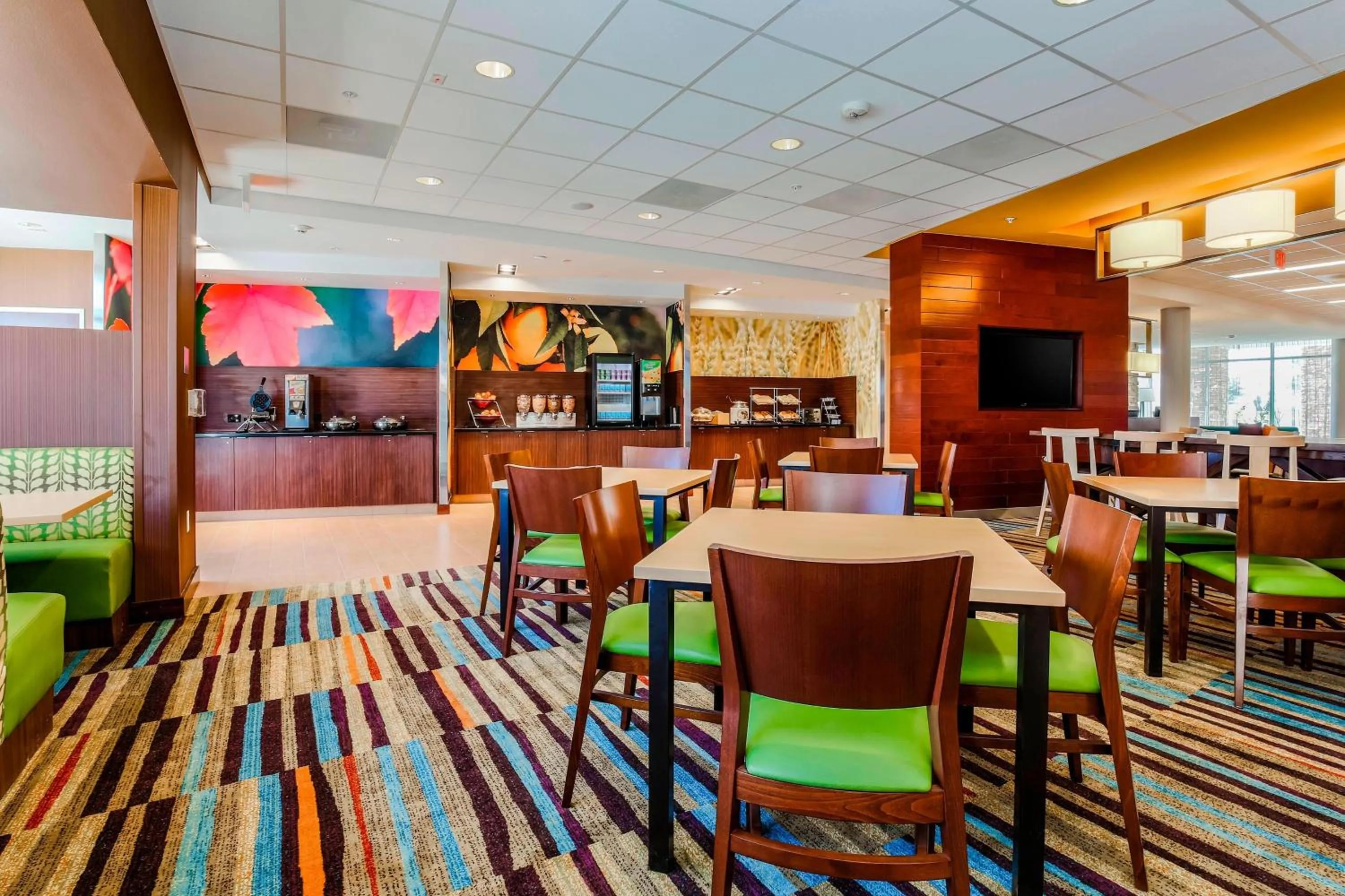 Breakfast in Fairfield Inn & Suites by Marriott Pecos