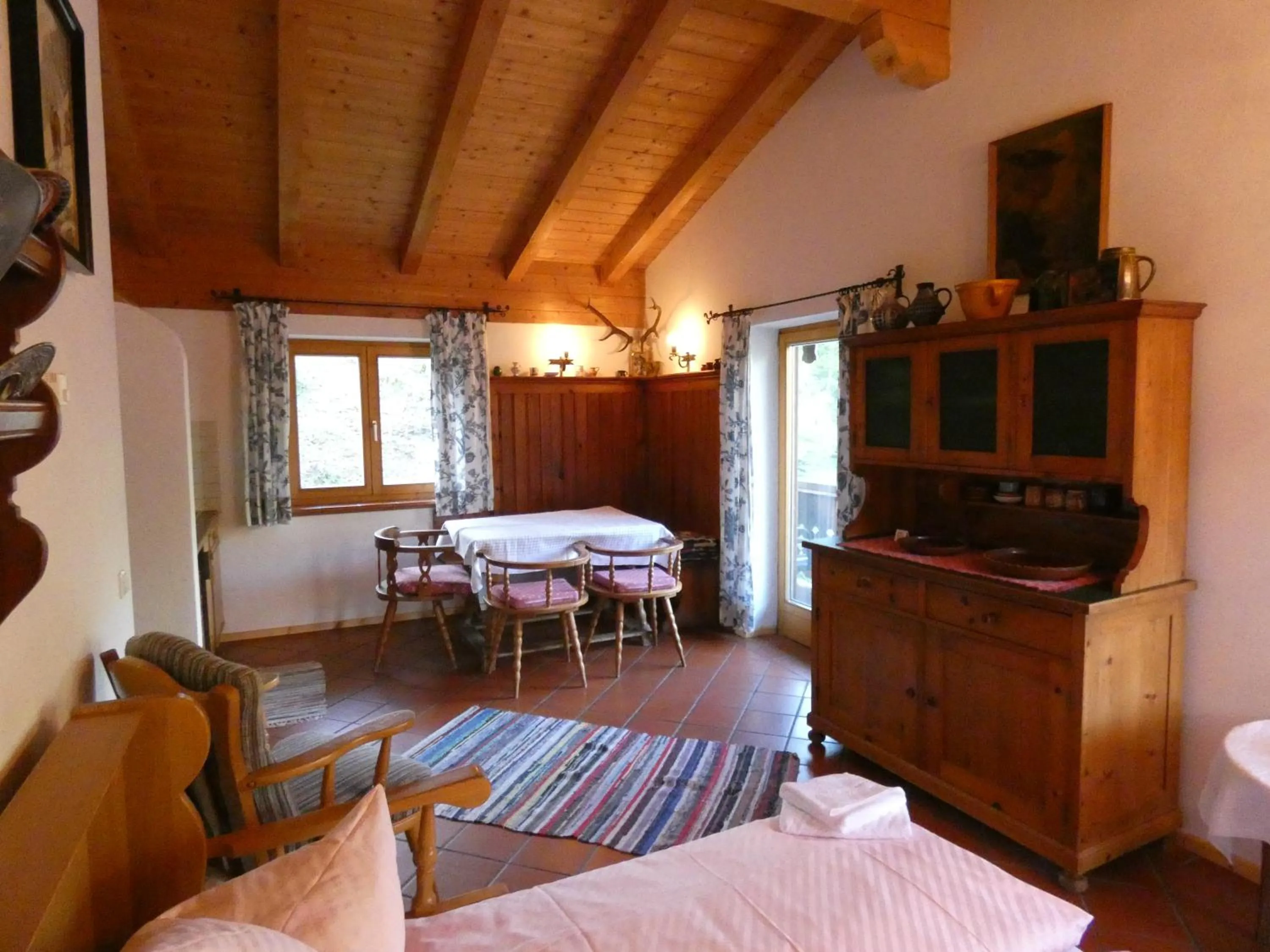 Bed in Hotel Königsseer Hof