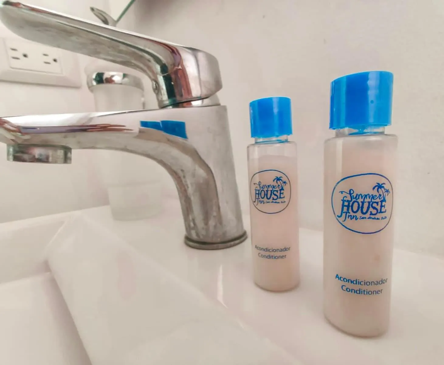 Bathroom in Summer House Inn San Andres