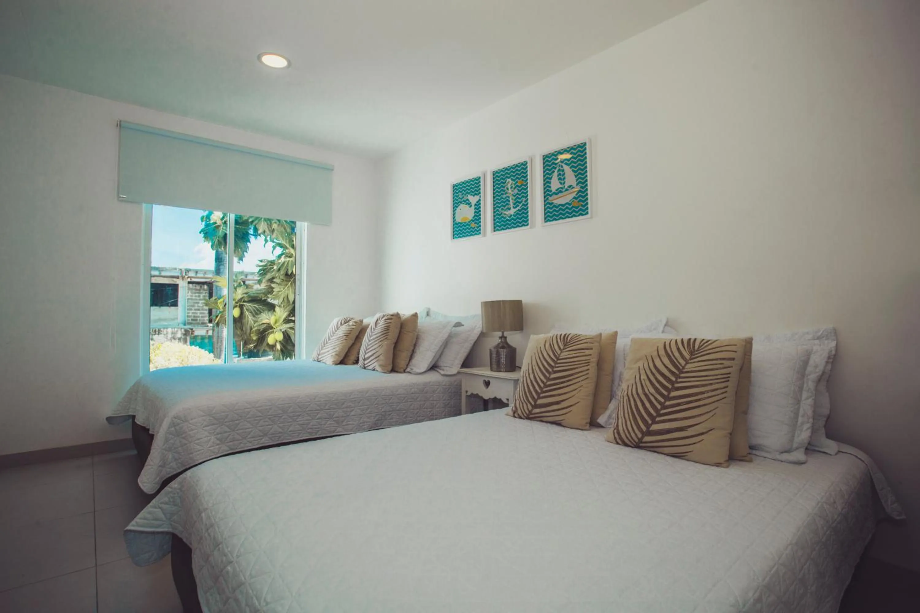 View (from property/room), Bed in Summer House Inn San Andres