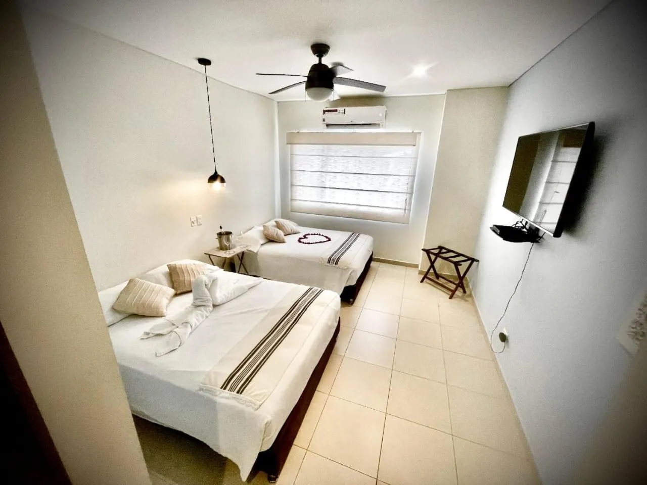 TV and multimedia, Bed in Summer House Inn San Andres