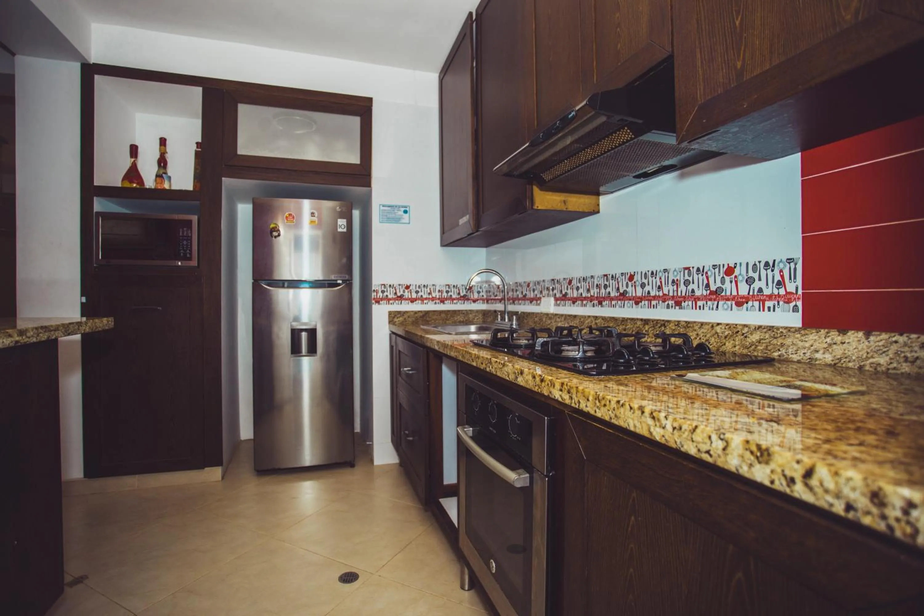 Kitchen or kitchenette in Summer House Inn San Andres