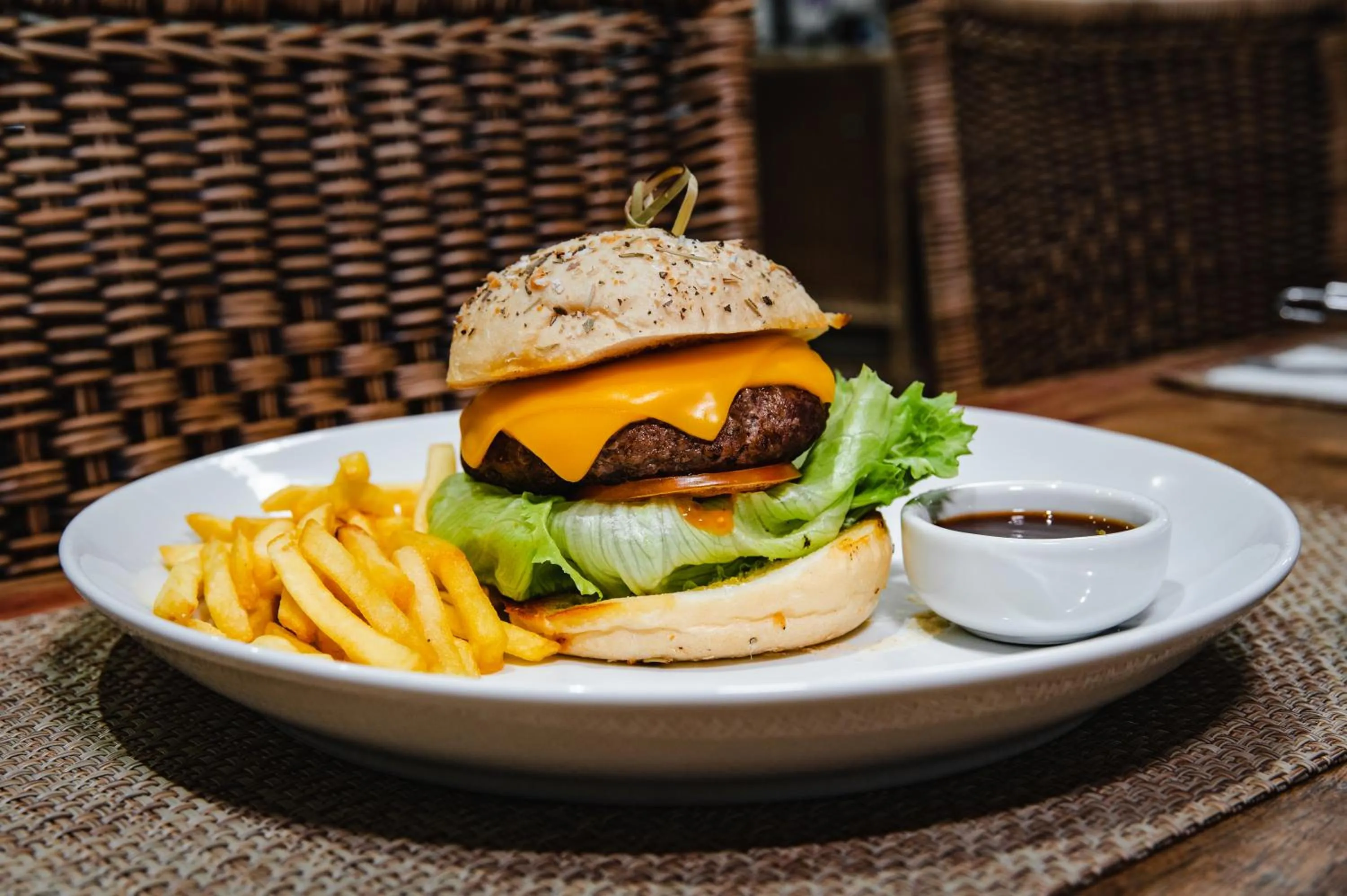 Restaurant/places to eat in Slaviero Ingleses Convention