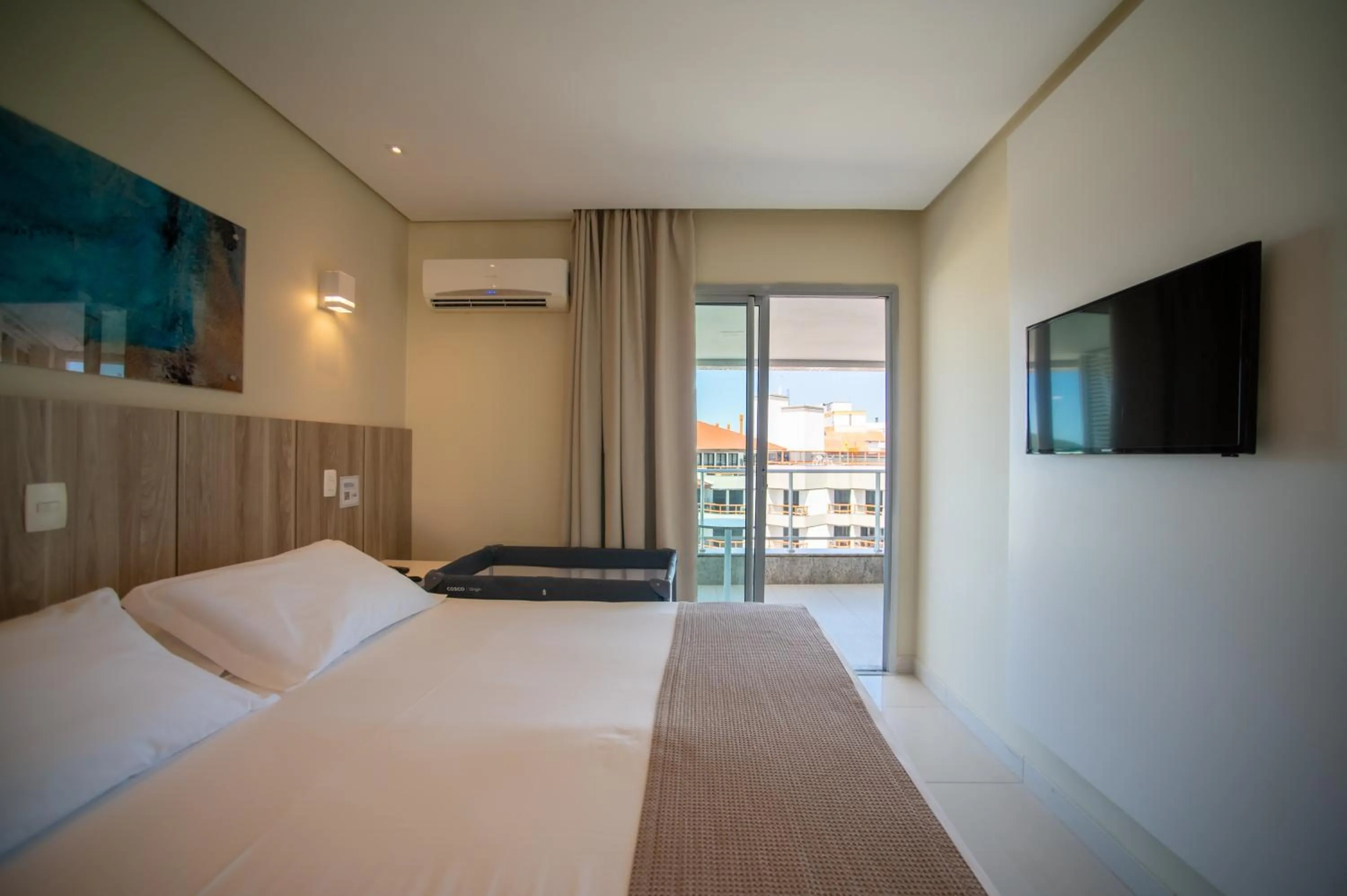 Bed in Slaviero Ingleses Convention