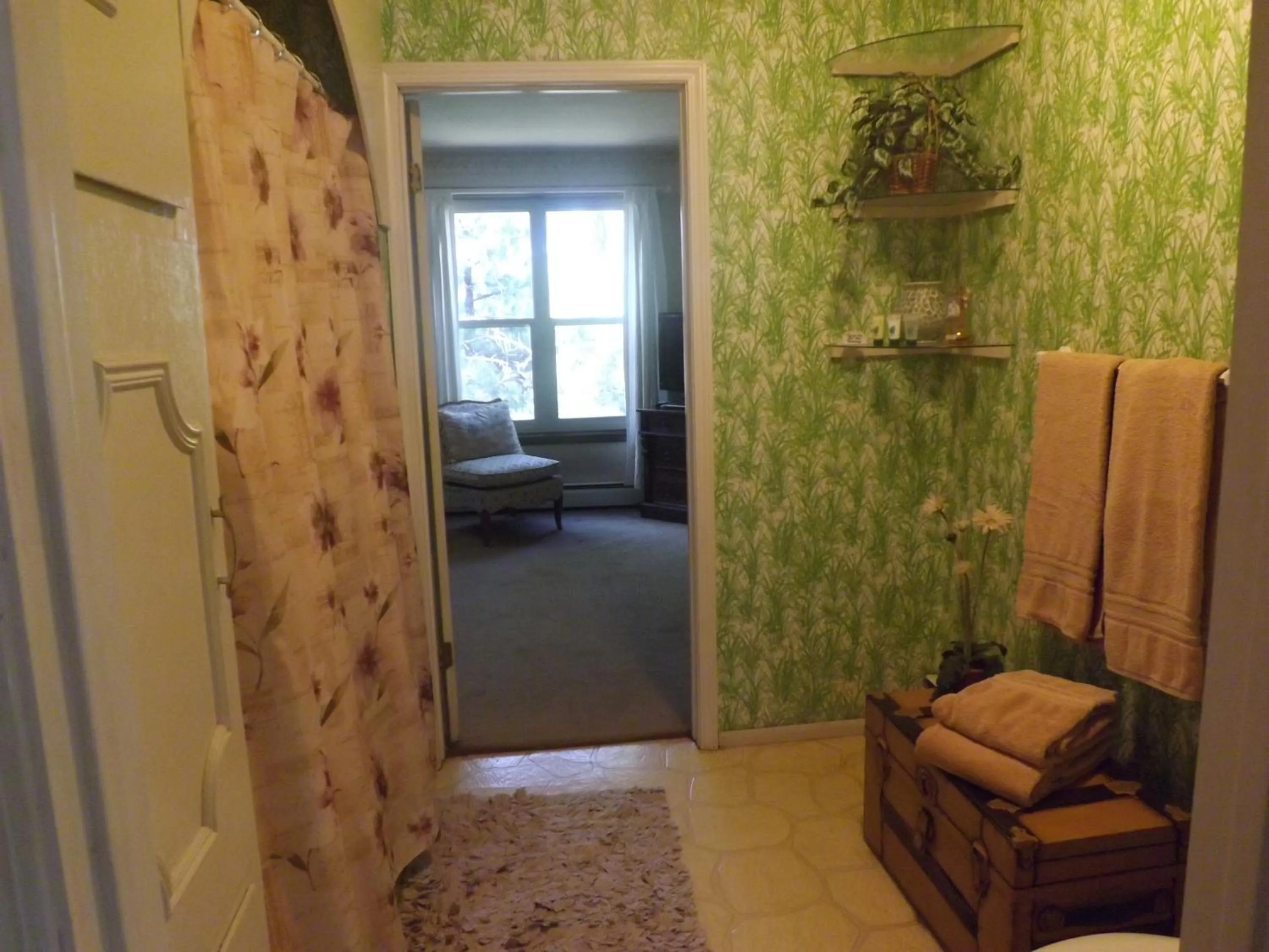 Bathroom in Arizona Mountain Inn & Cabins