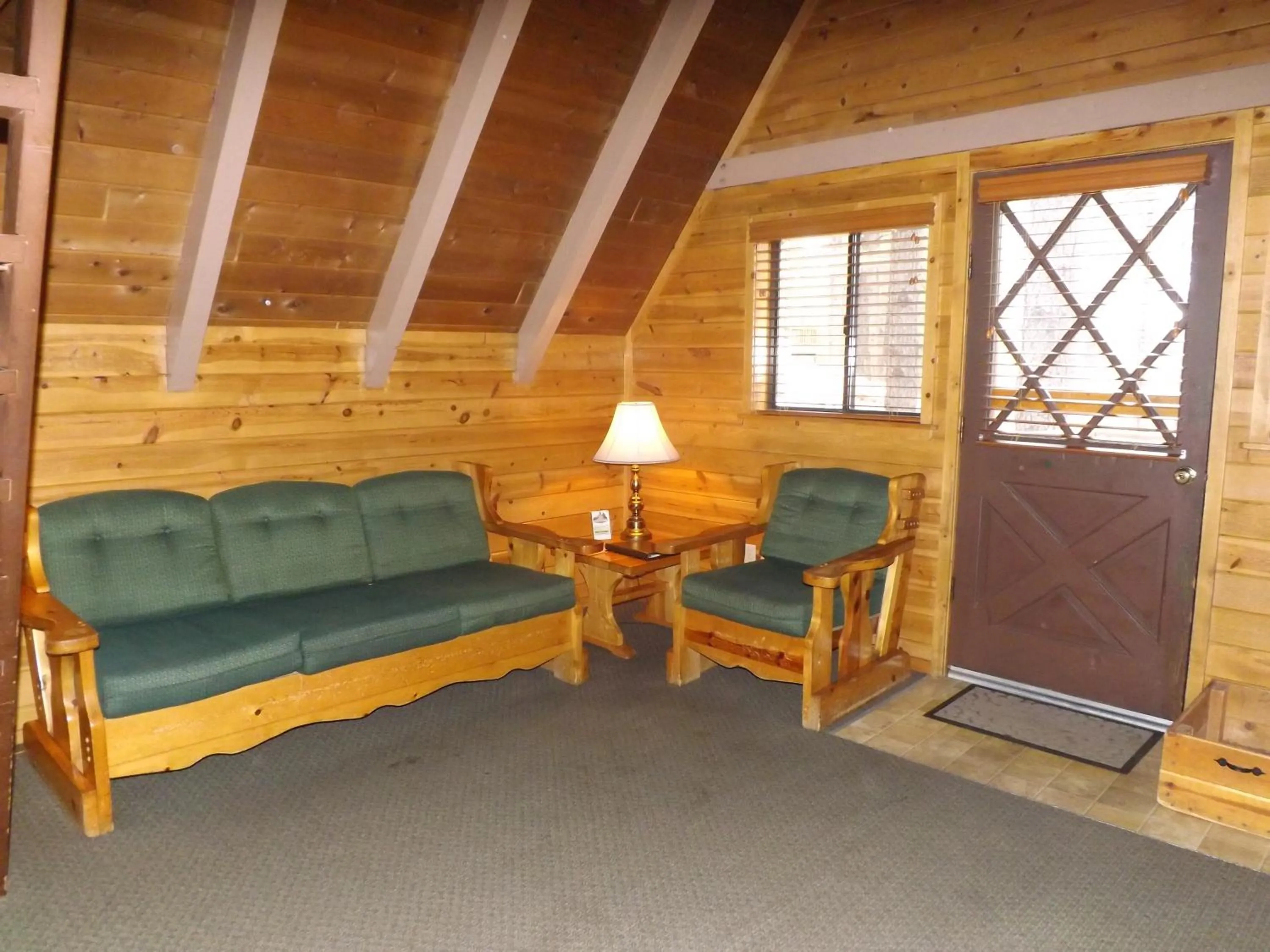 Arizona Mountain Inn & Cabins