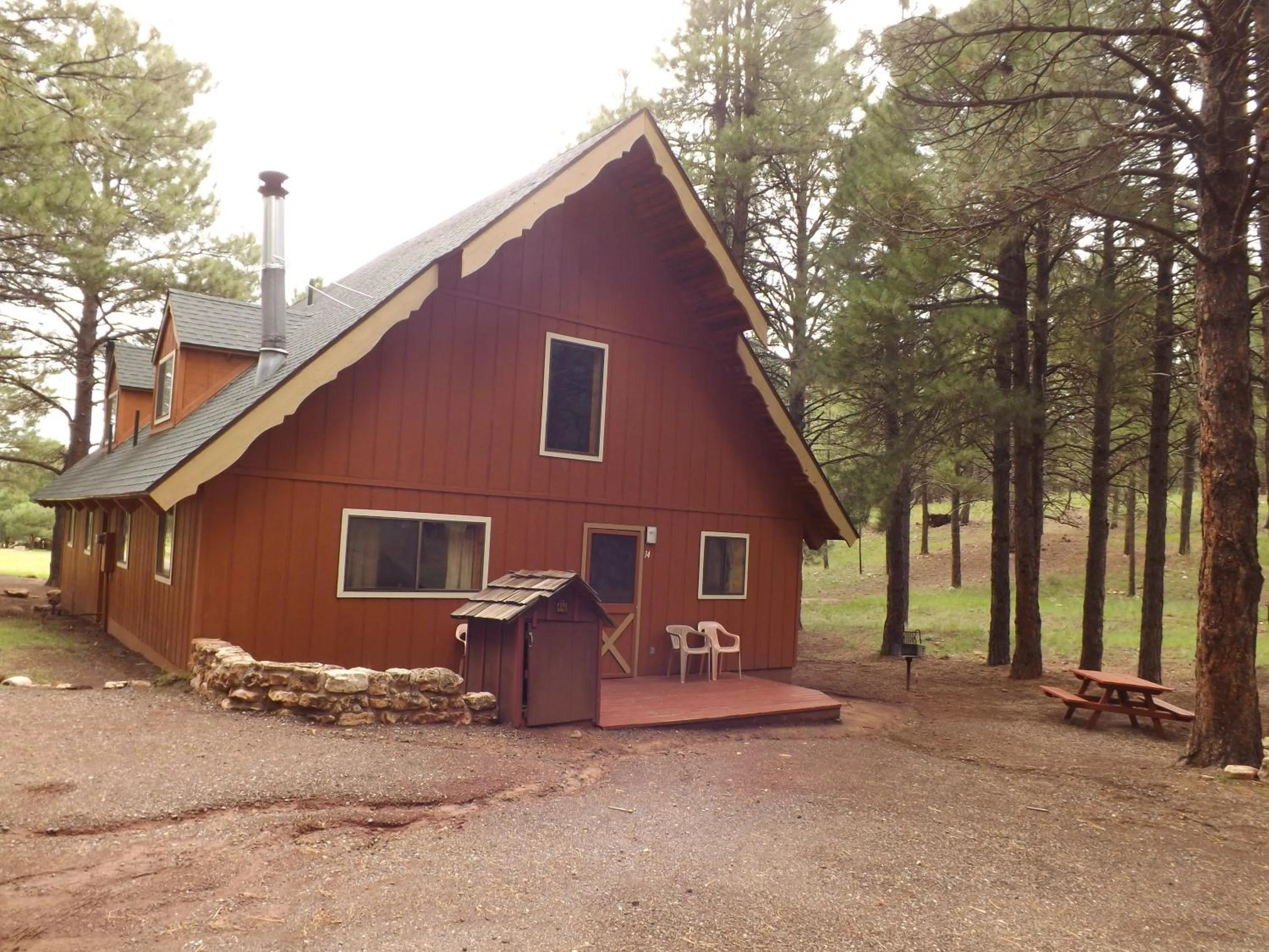 Arizona Mountain Inn & Cabins