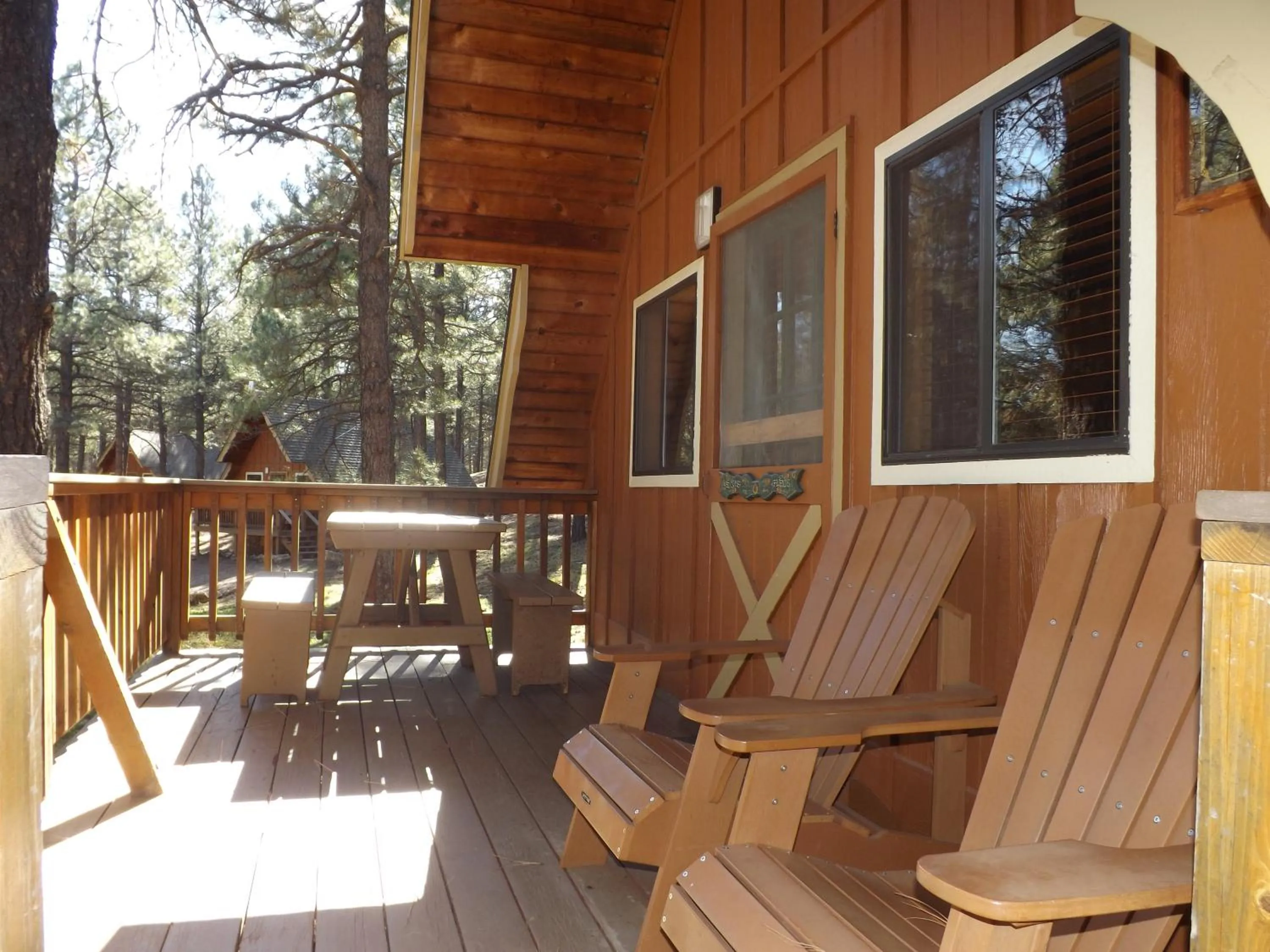 Arizona Mountain Inn & Cabins