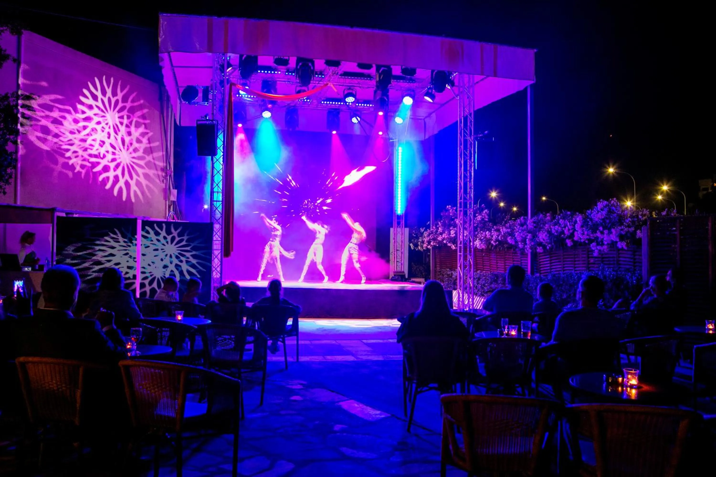 Lounge or bar in Azia Resort & Spa