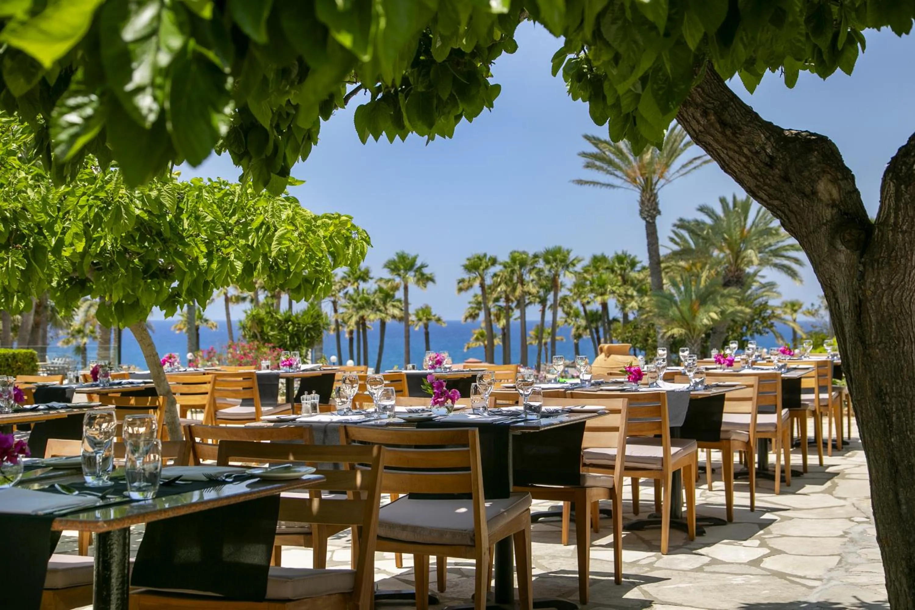 Restaurant/places to eat in Azia Resort & Spa