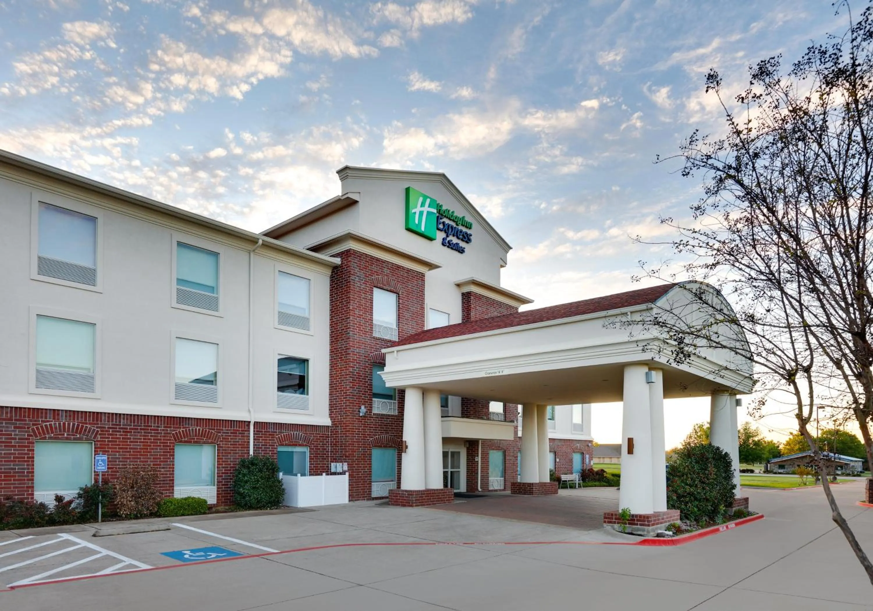 Property building in Holiday Inn Express Hotel & Suites Cleburne by IHG