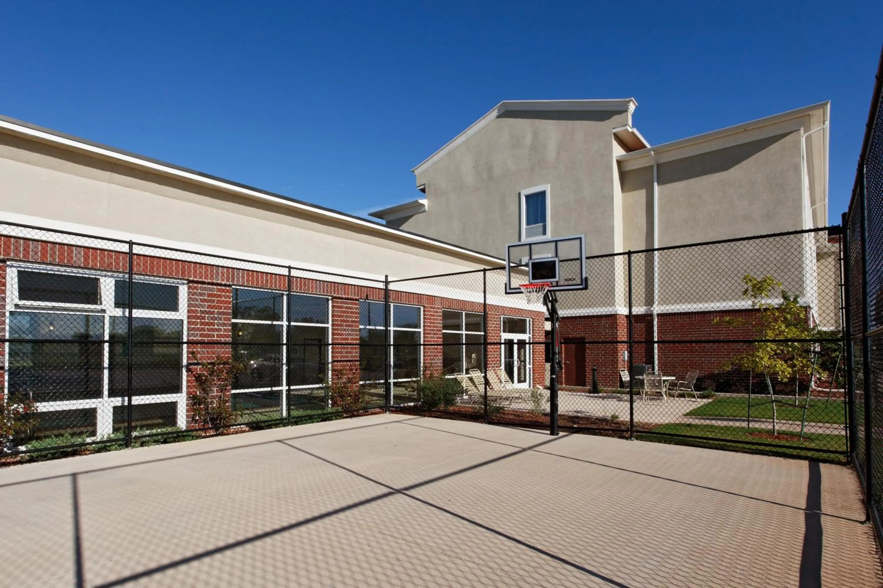 Fitness centre/facilities in Holiday Inn Express Hotel & Suites Cleburne by IHG