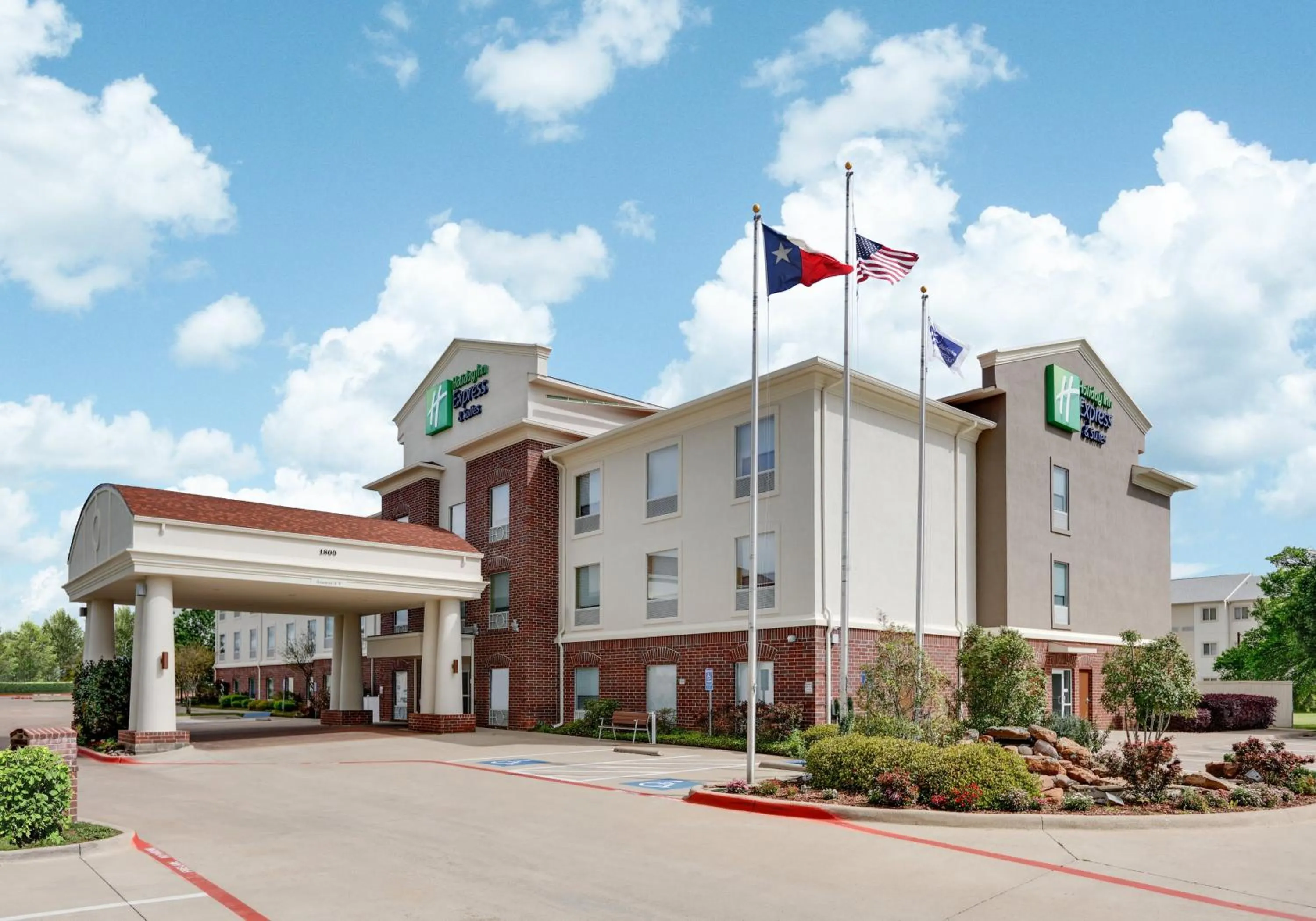 Property building in Holiday Inn Express Hotel & Suites Cleburne by IHG