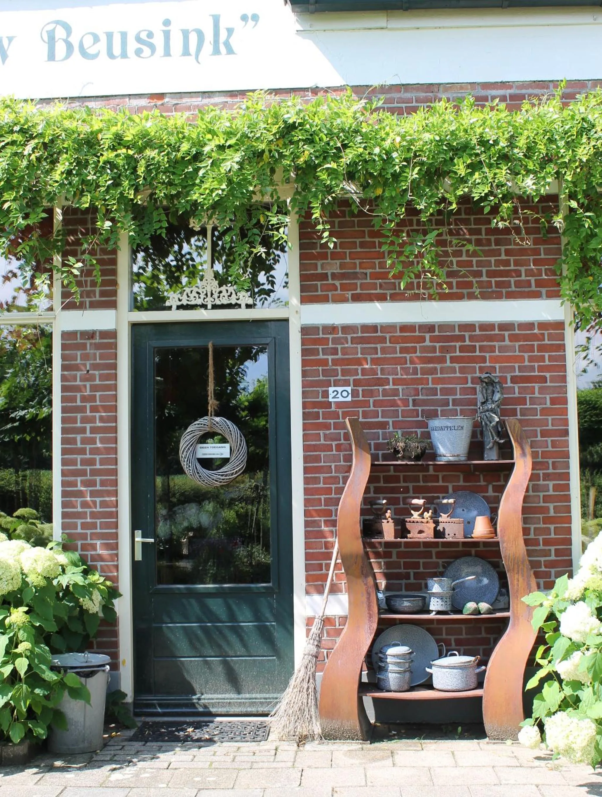 Facade/entrance in Boutique Hotel Nieuw Beusink