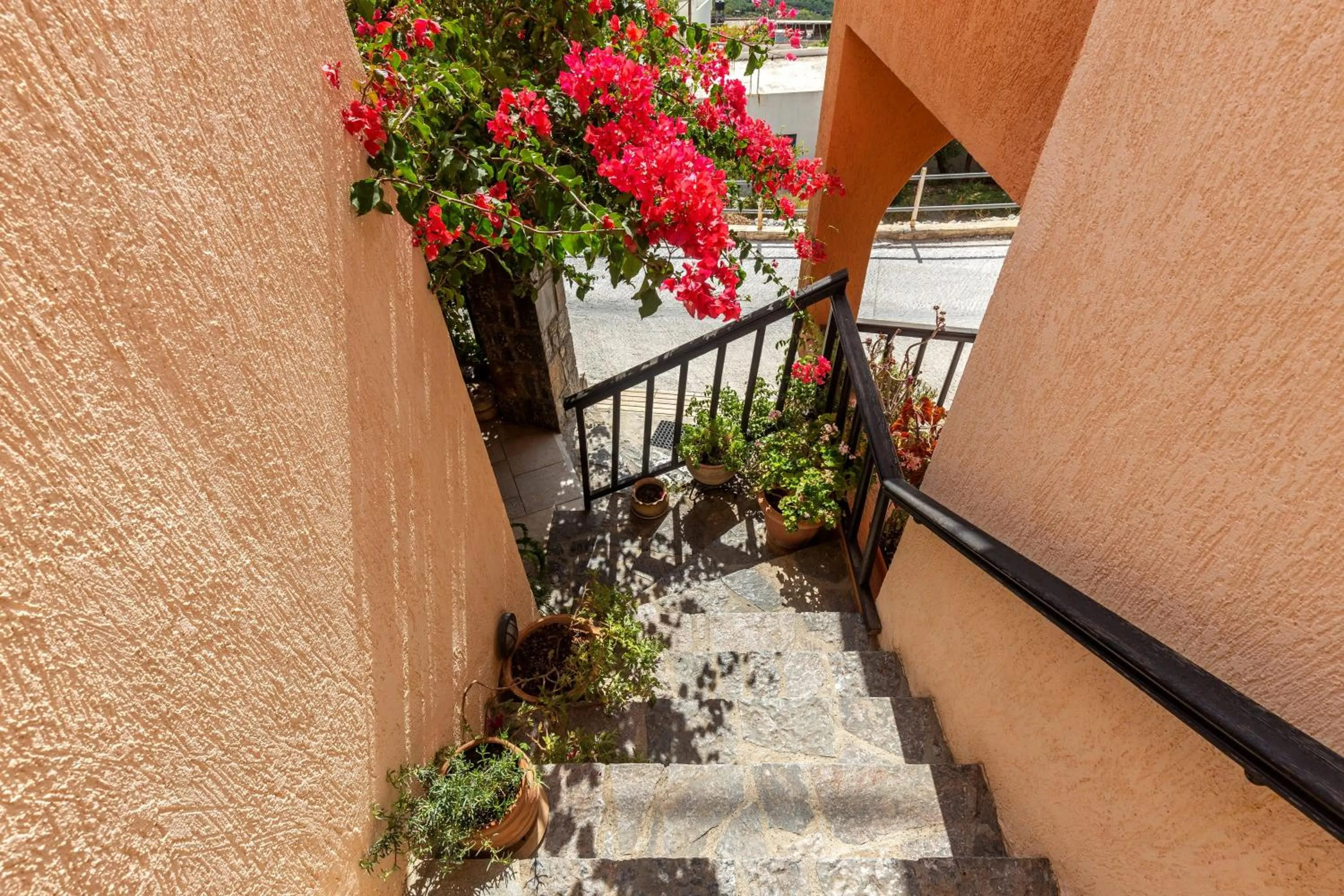 Facade/entrance in Mala Villa
