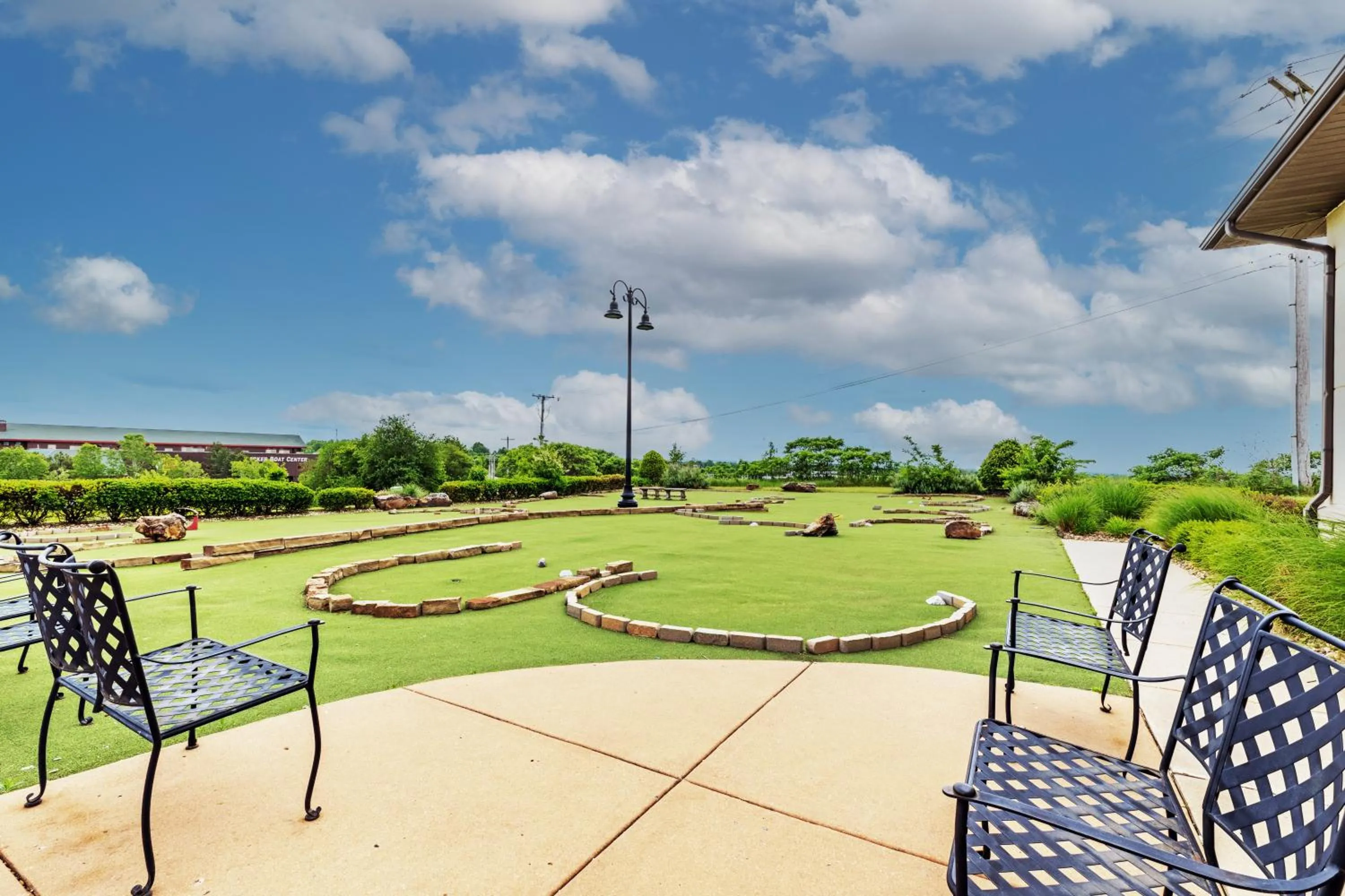 Golfcourse in Holiday Inn Express & Suites Tulsa S Broken Arrow Hwy 51 by IHG