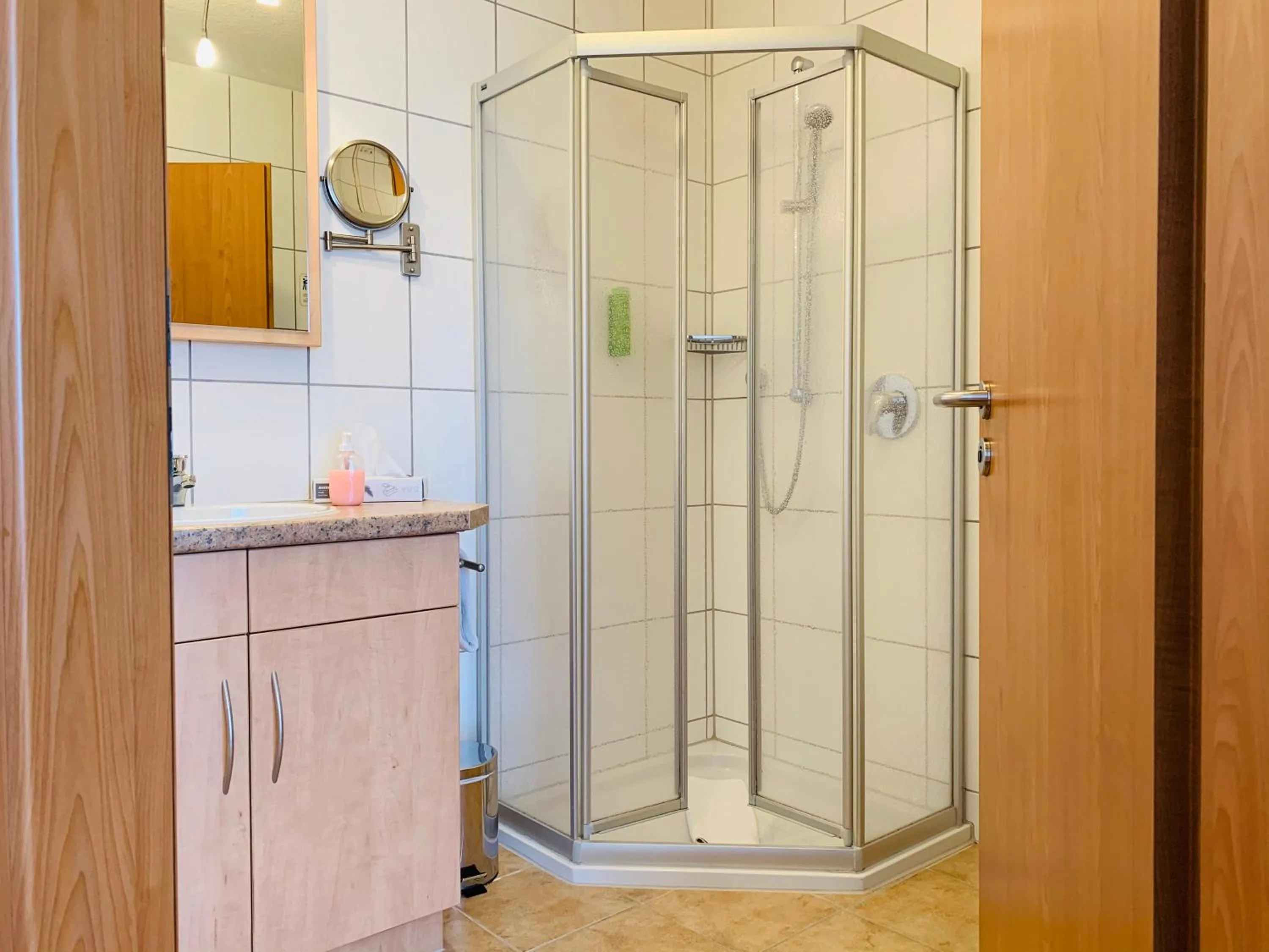 Bathroom in Hotel Zum Fliegerwirt