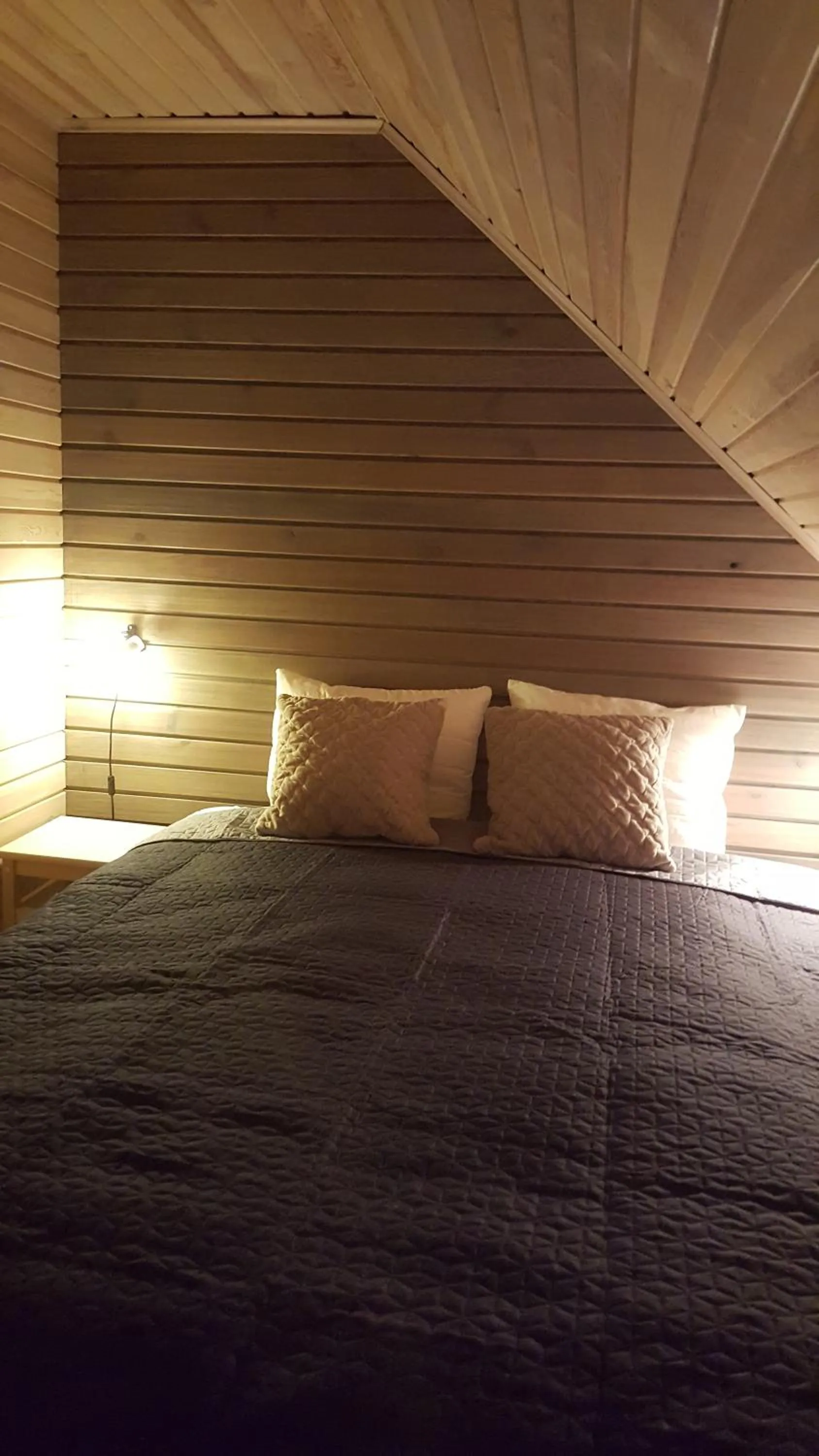 Bed in Paljakka Mökit