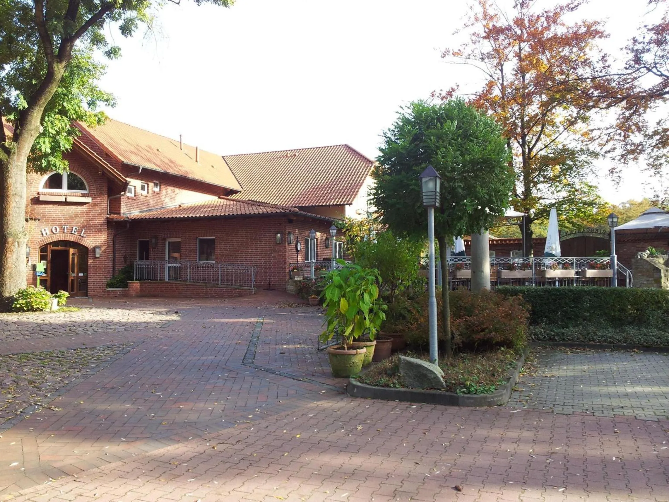 Facade/entrance in Hotel Restaurant Am Pfauenhof
