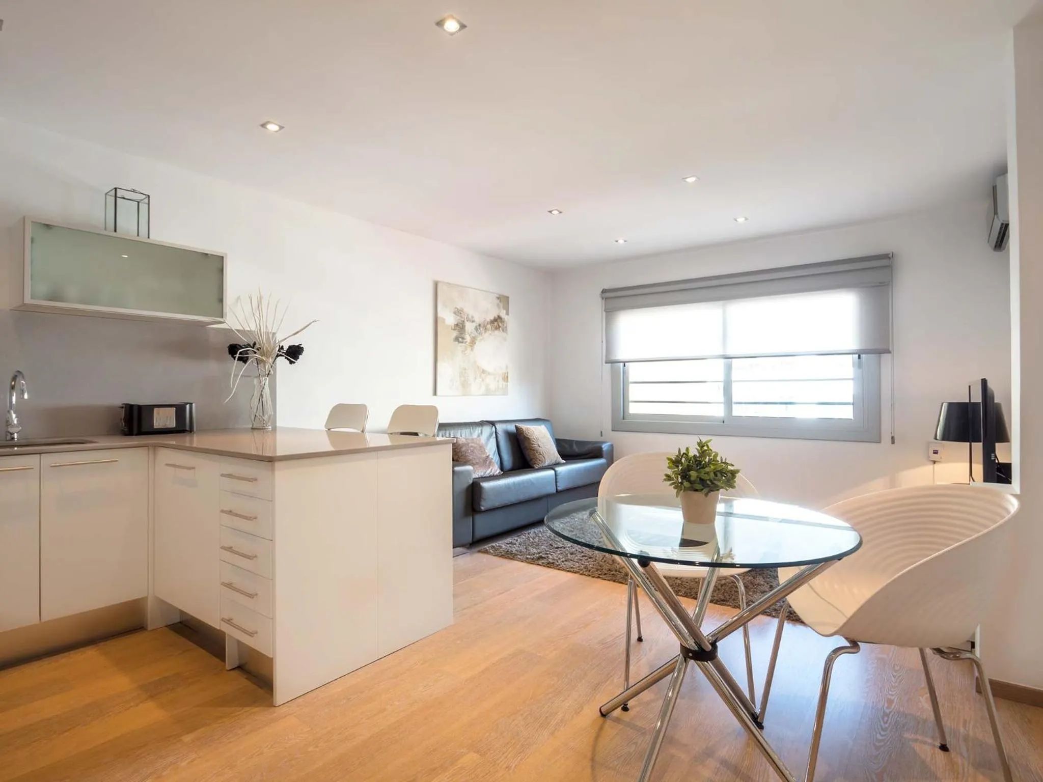 TV and multimedia in Rent Top Apartments Rambla Catalunya